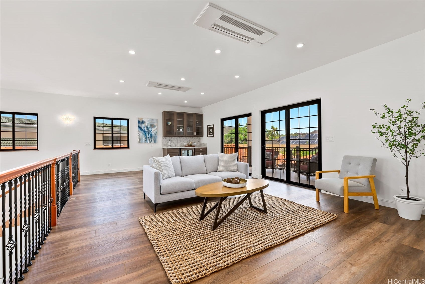 Honolulu, Hawaii, 96816, United States, 6 Bedrooms Bedrooms, ,6 BathroomsBathrooms,Residential,Active,1943793