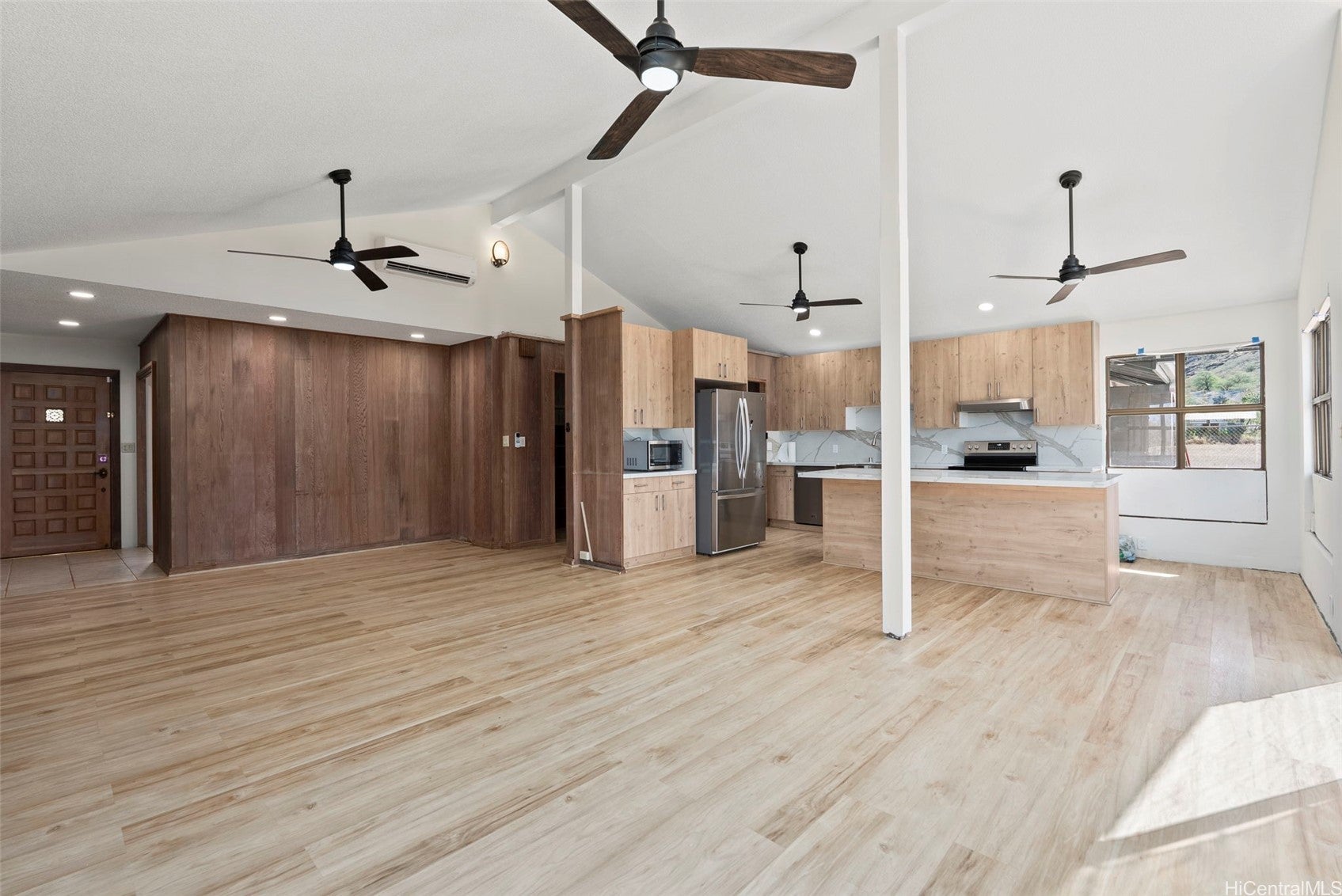 Waianae, Hawaii, 96792, United States, 7 Bedrooms Bedrooms, ,5 BathroomsBathrooms,Residential,Active,2015247