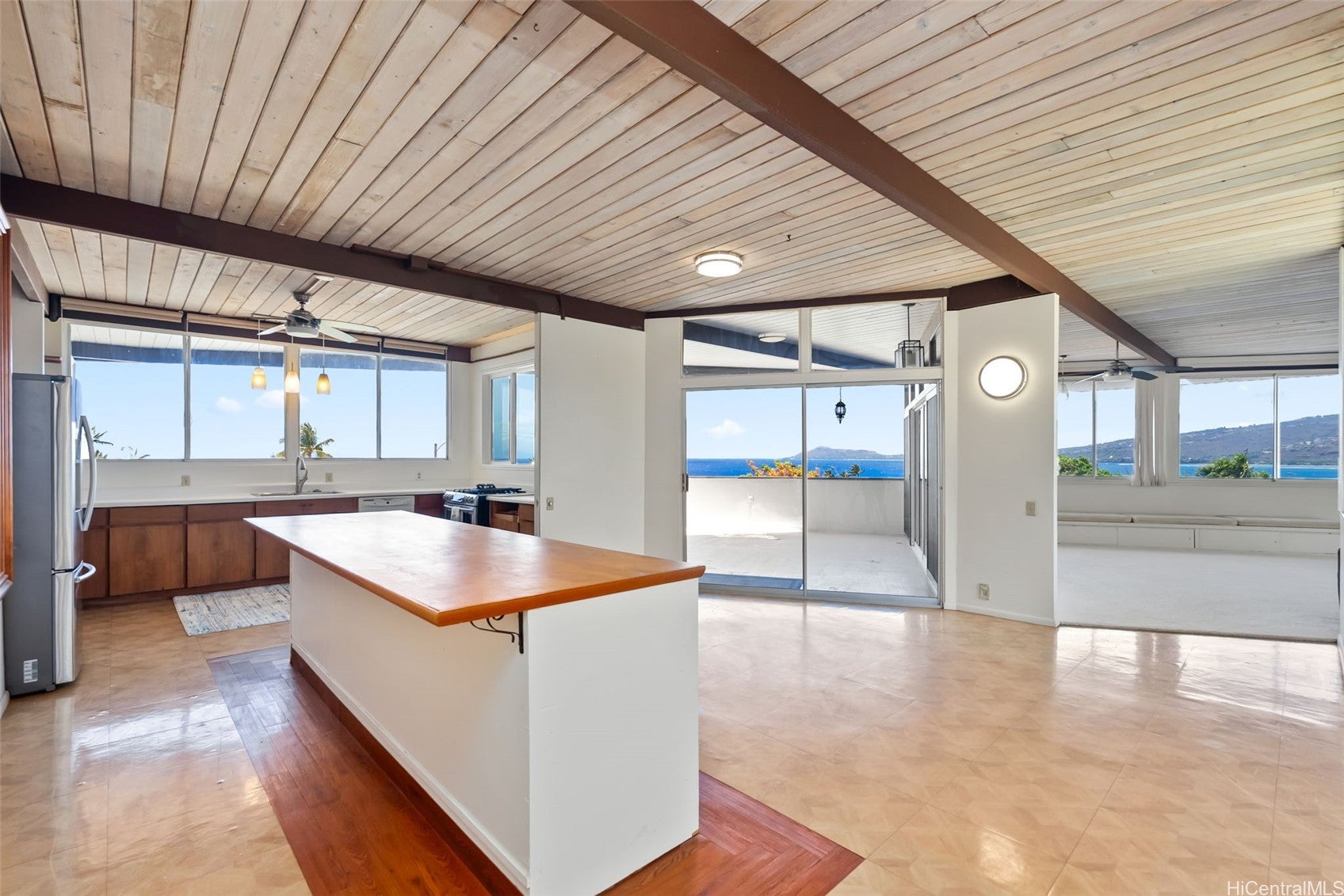 Honolulu, Hawaii, 96825, United States, 4 Bedrooms Bedrooms, ,2 BathroomsBathrooms,Residential,Active,1943794