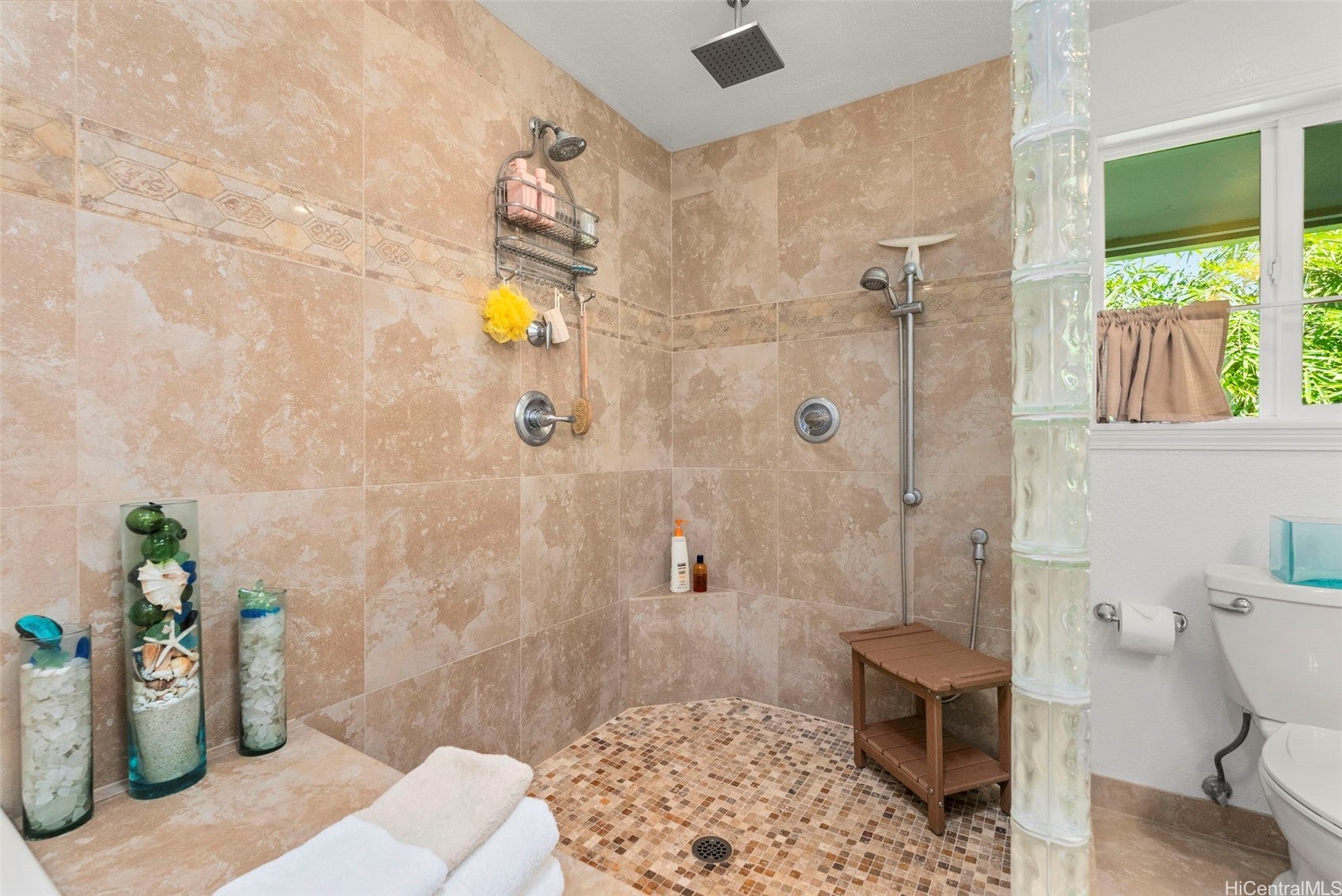 Haleiwa, Hawaii, 96712, United States, 4 Bedrooms Bedrooms, ,4 BathroomsBathrooms,Residential,Active,1993935