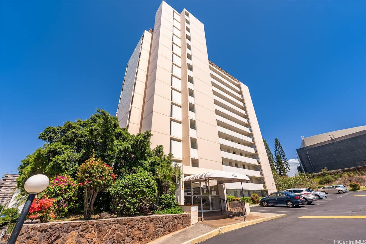 1031 ALA NAPUNANI ST APT 401, HONOLULU, HI 96818 Condo 1031 ALA NAPUNANI ST APT 401, HONOLULU, HI 96818 Condo