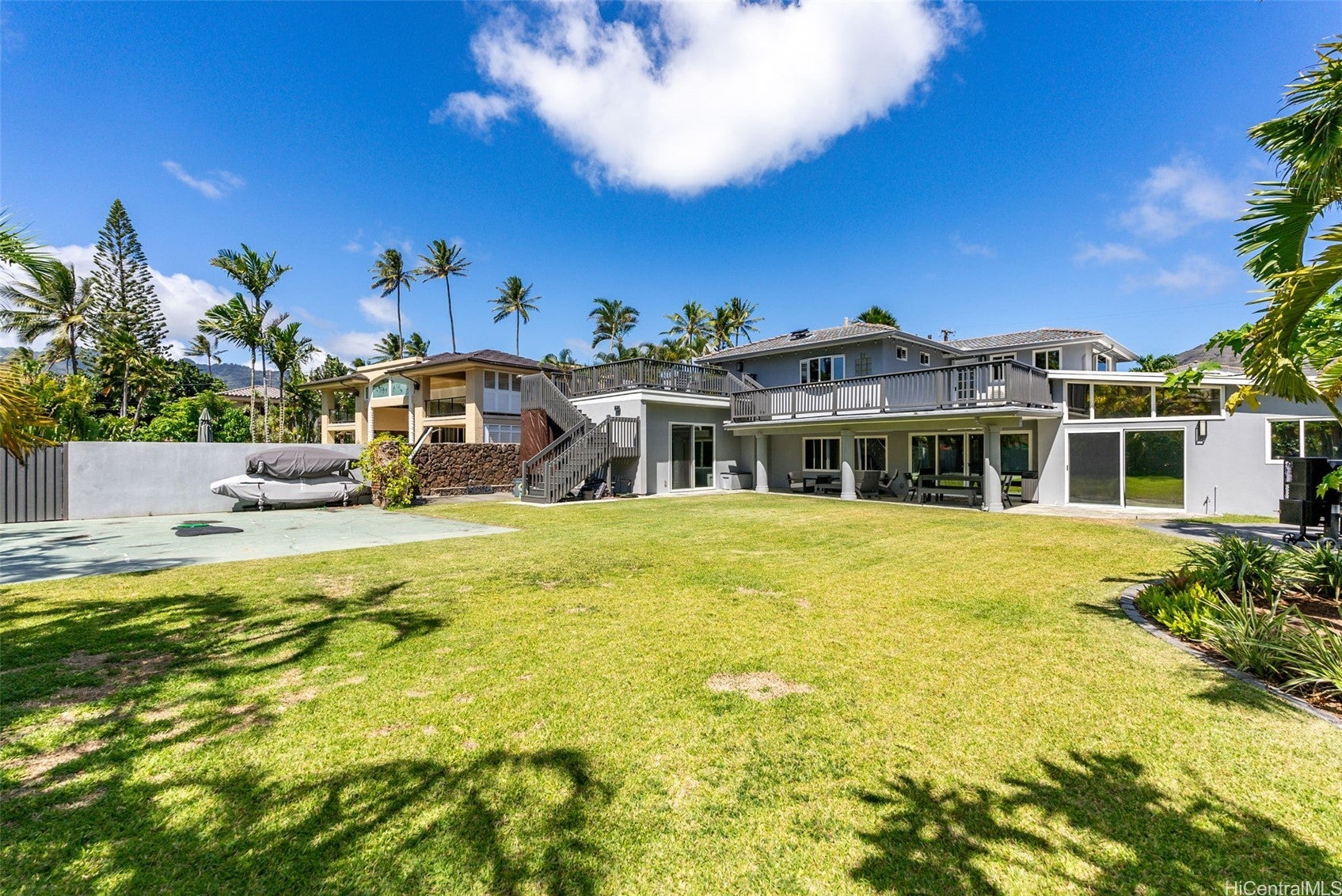 Honolulu, Hawaii, 96825, United States, 5 Bedrooms Bedrooms, ,4 BathroomsBathrooms,Residential,Active,1943784