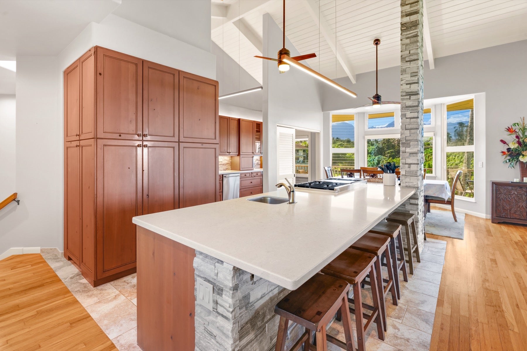 Princeville, Hawaii, 96722, United States, 4 Bedrooms Bedrooms, ,5 BathroomsBathrooms,Residential,Active,2009429