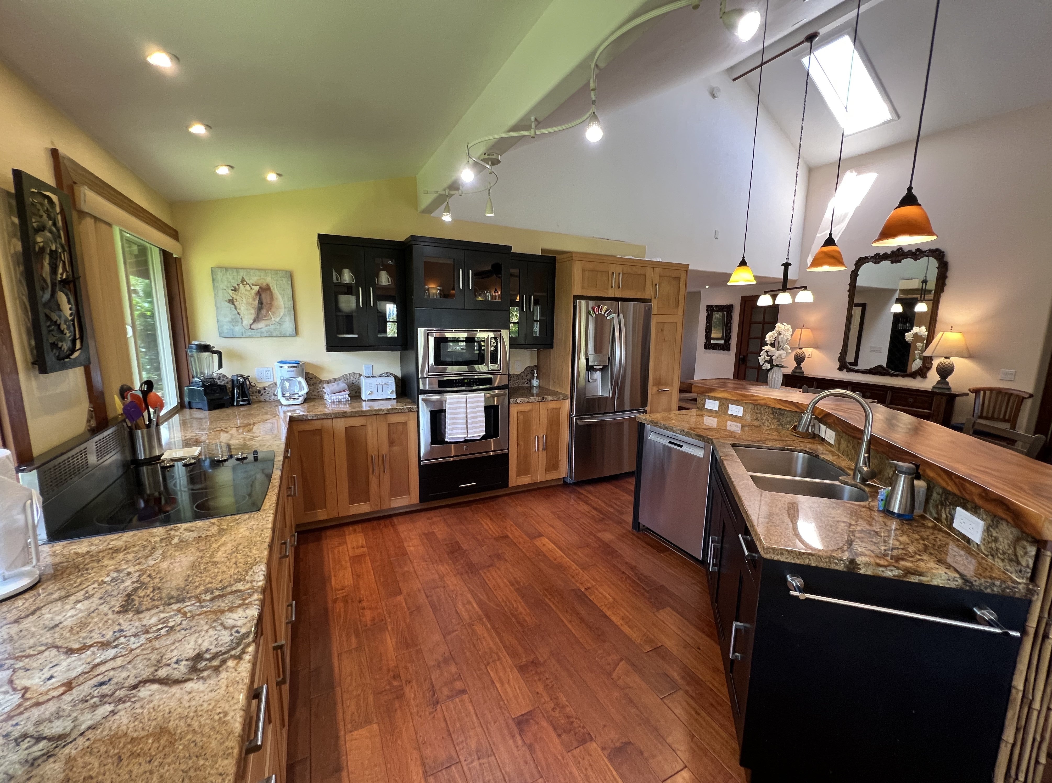 Princeville, Hawaii, 96722, United States, 4 Bedrooms Bedrooms, ,4 BathroomsBathrooms,Residential,Active,1844534