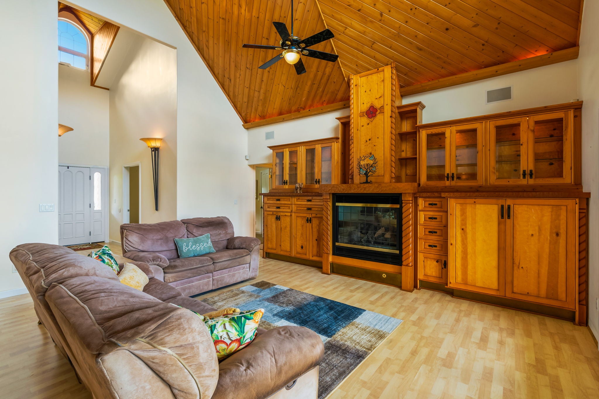 Kapaa, Hawaii, 96746, United States, 8 Bedrooms Bedrooms, ,6 BathroomsBathrooms,Residential,Active,1885004