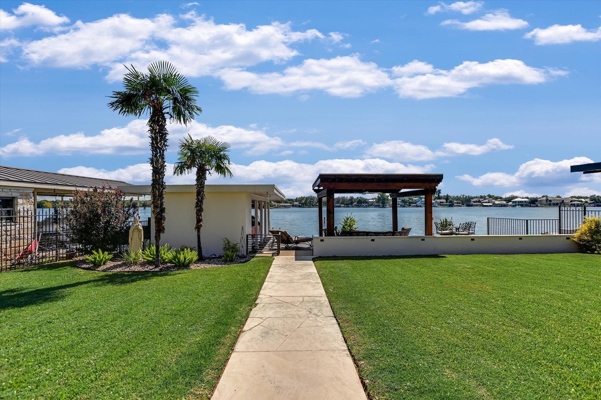 Horseshoe Bay, Texas, 78657, United States, 3 Bedrooms Bedrooms, ,4 BathroomsBathrooms,Residential,Active,1963421