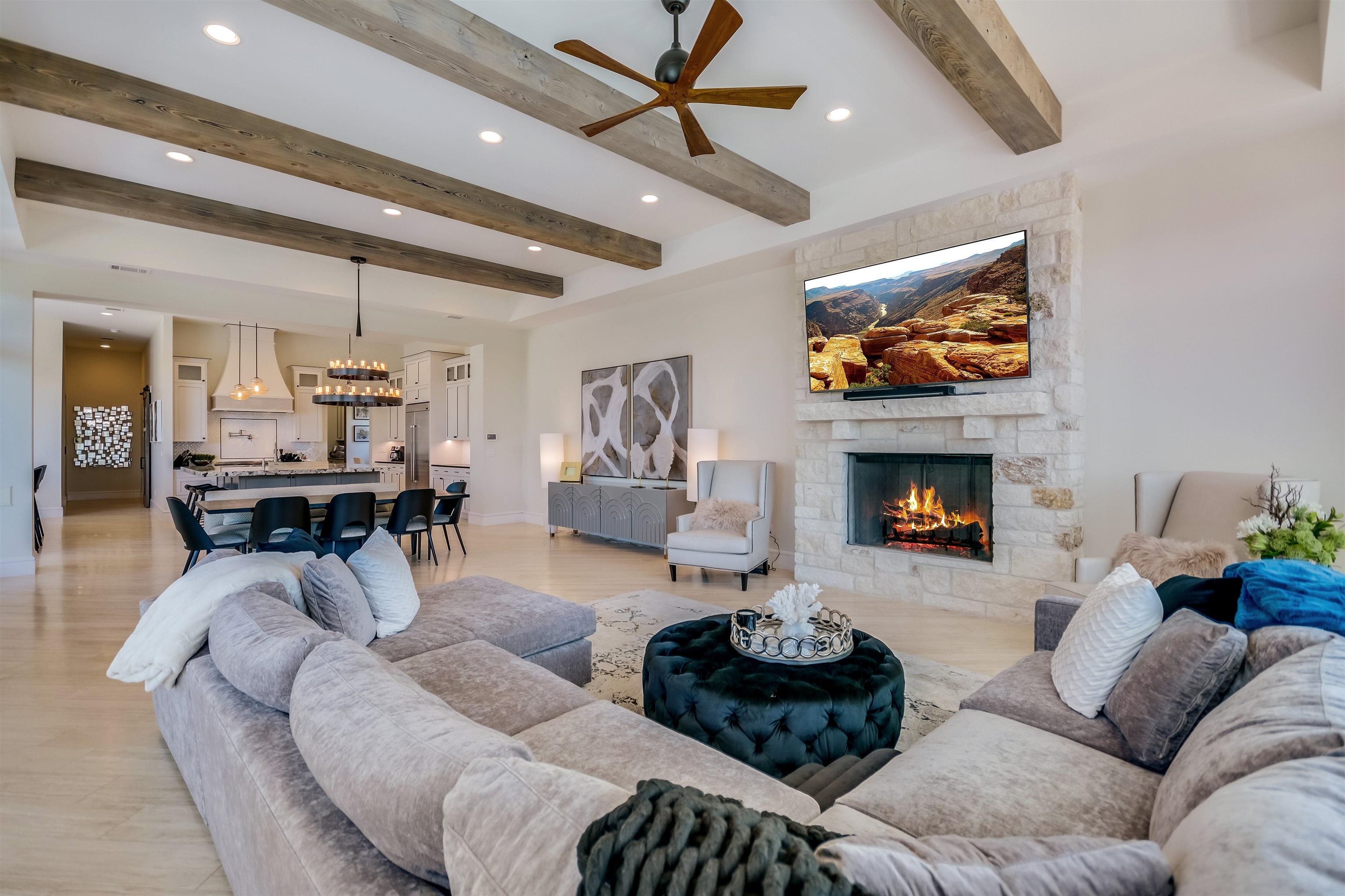 Horseshoe Bay, Texas, 78657, United States, 6 Bedrooms Bedrooms, ,7 BathroomsBathrooms,Residential,Active,1903228