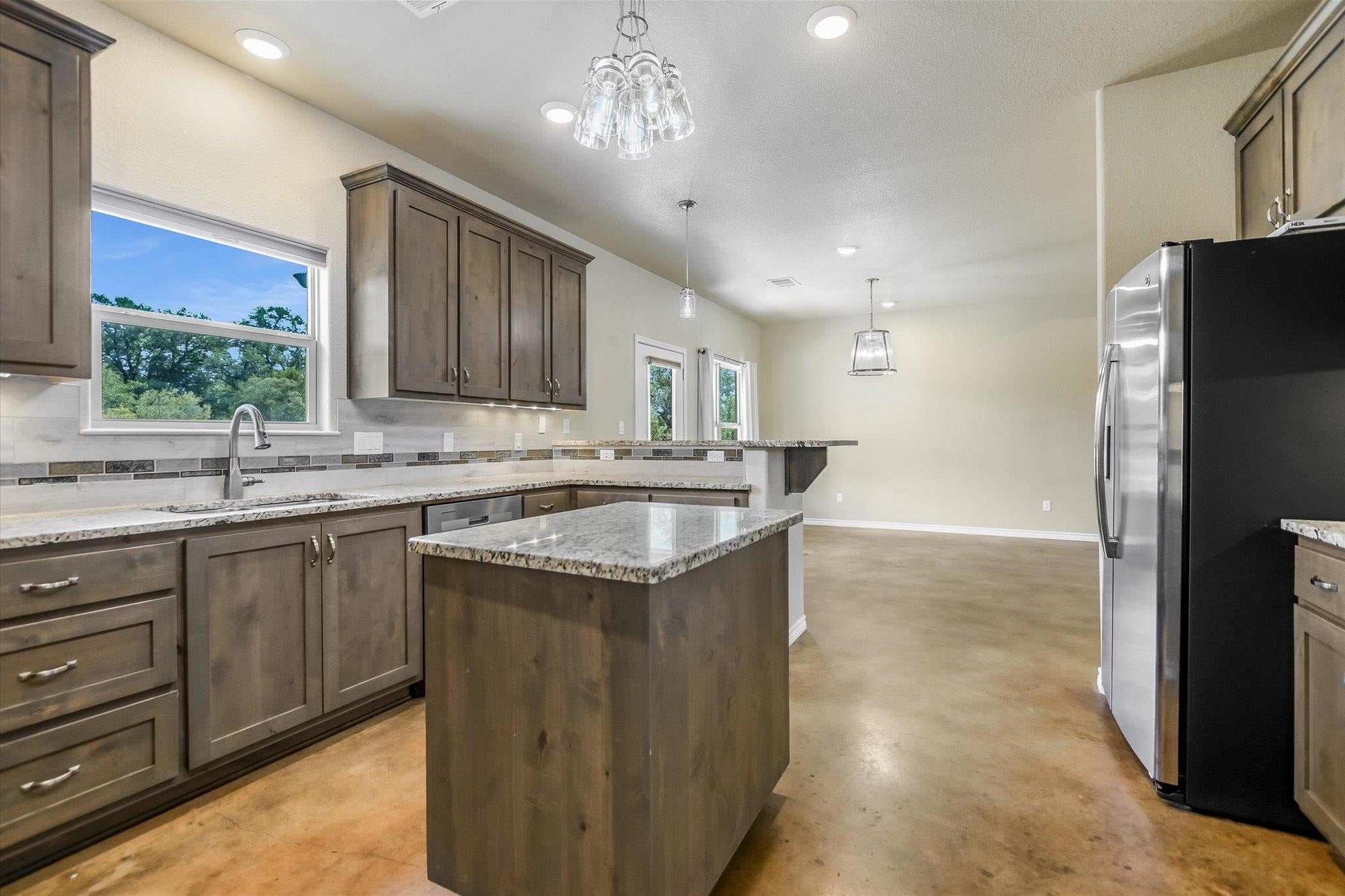 Horseshoe Bay, Texas, 78657, United States, 14 Bedrooms Bedrooms, ,11 BathroomsBathrooms,Residential,Active,1992282