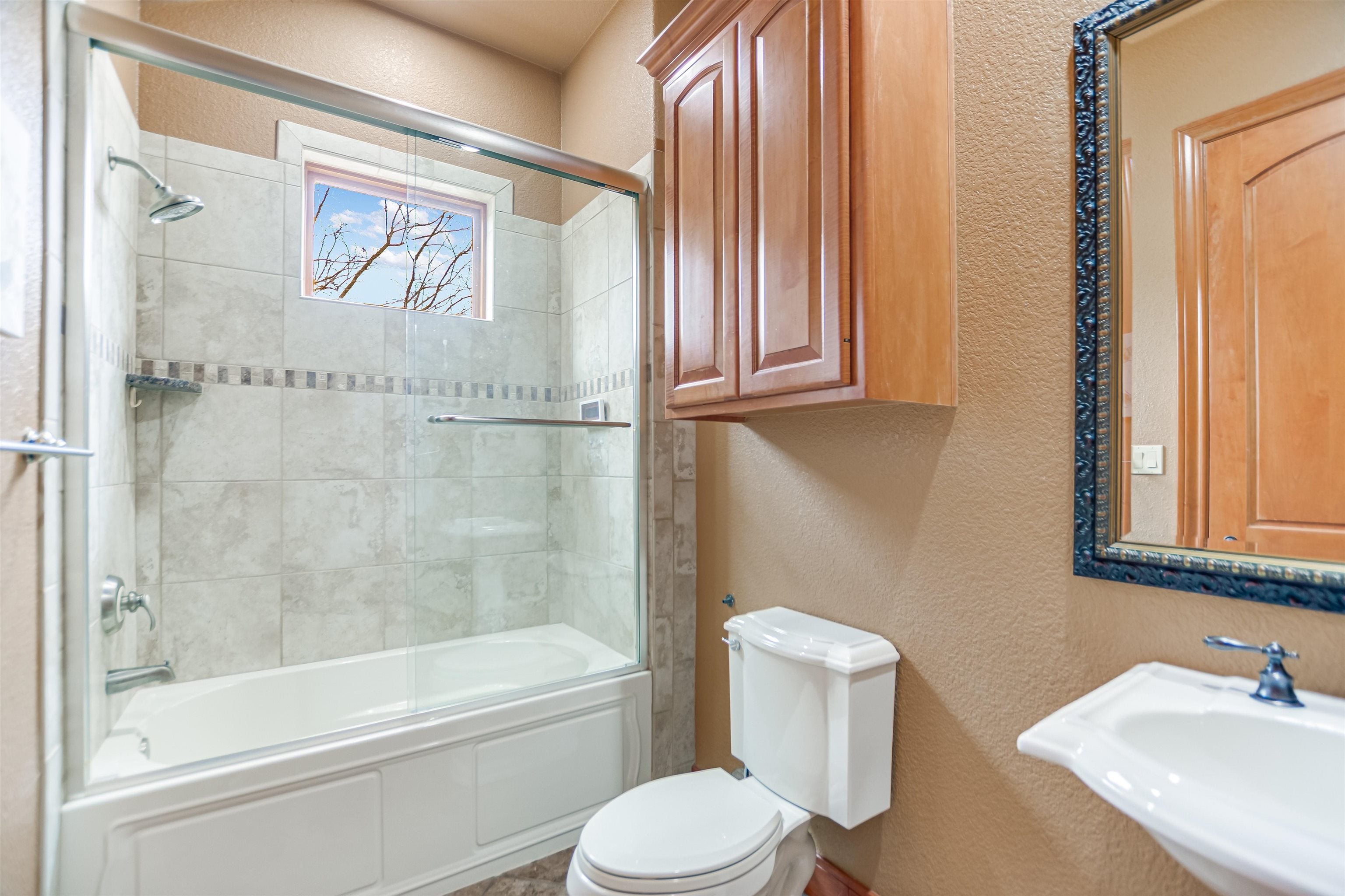 Horseshoe Bay, Texas, 78657, United States, 3 Bedrooms Bedrooms, ,6 BathroomsBathrooms,Residential,Active,2013175