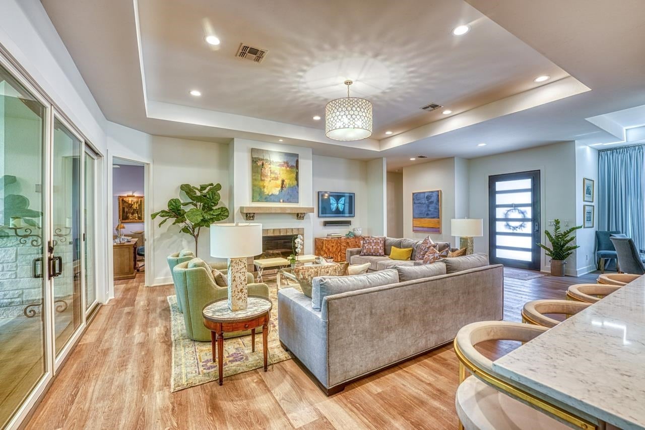 Horseshoe Bay, Texas, 78657, United States, 3 Bedrooms Bedrooms, ,4 BathroomsBathrooms,Residential,Active,2009842