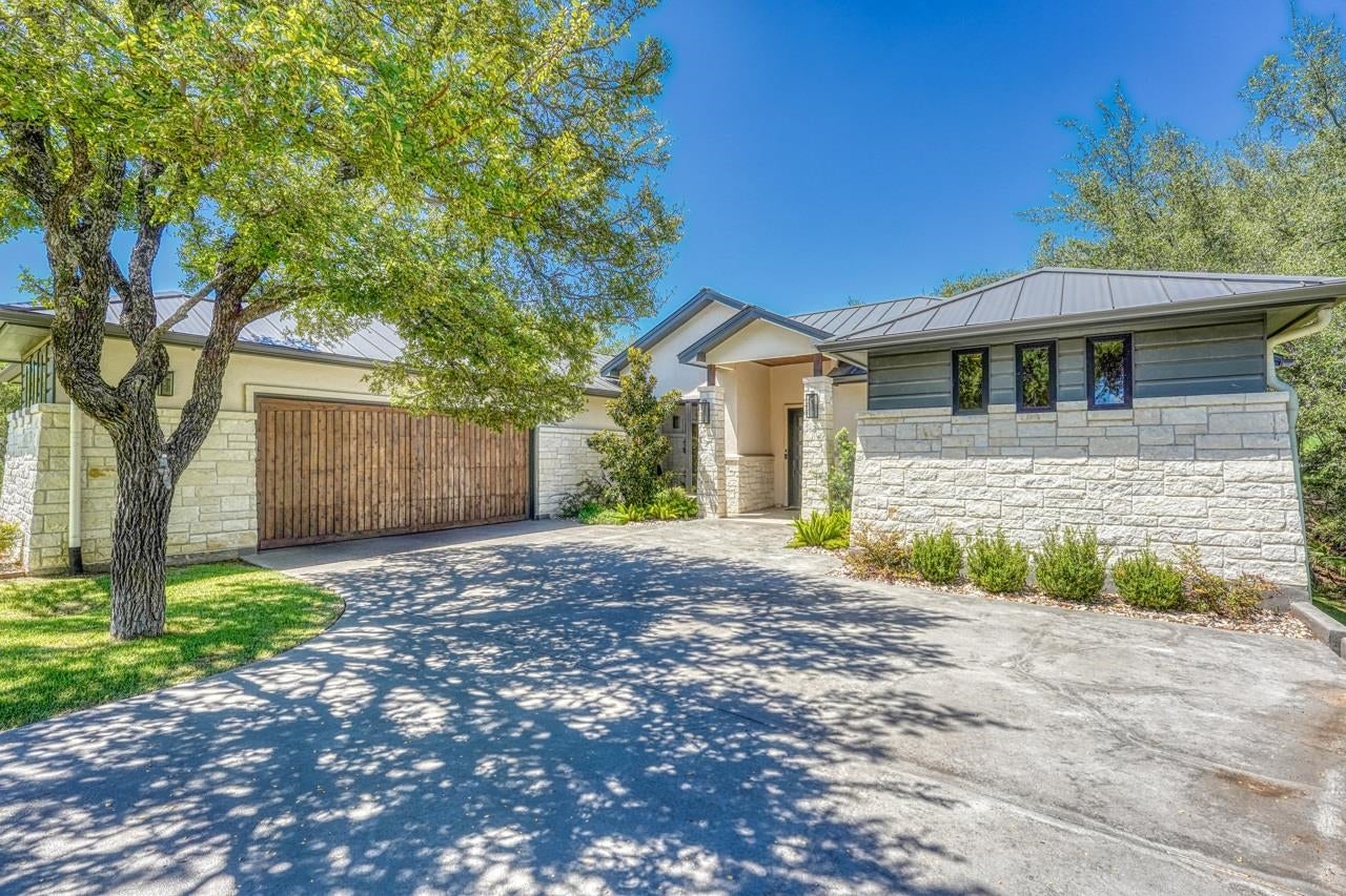 Horseshoe Bay, Texas, 78657, United States, 3 Bedrooms Bedrooms, ,4 BathroomsBathrooms,Residential,Active,2009842