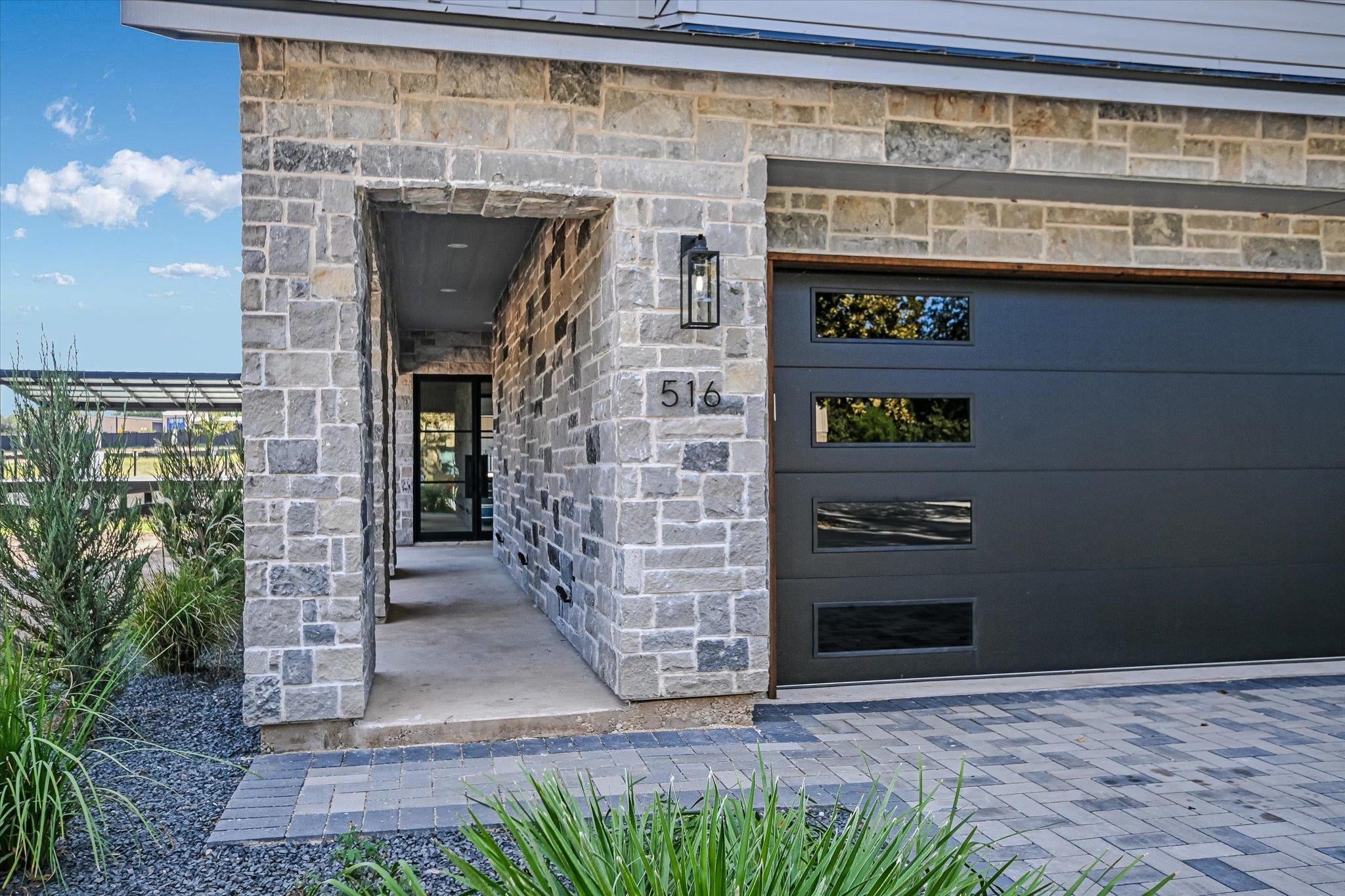 Kingsland, Texas, 78639, United States, 5 Bedrooms Bedrooms, ,6 BathroomsBathrooms,Residential,Active,1880173