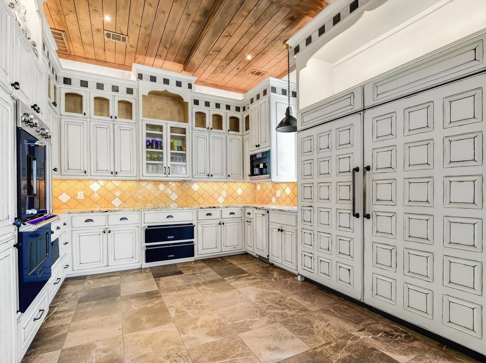 Horseshoe Bay, Texas, 78657, United States, 6 Bedrooms Bedrooms, ,9 BathroomsBathrooms,Residential,Active,2011452