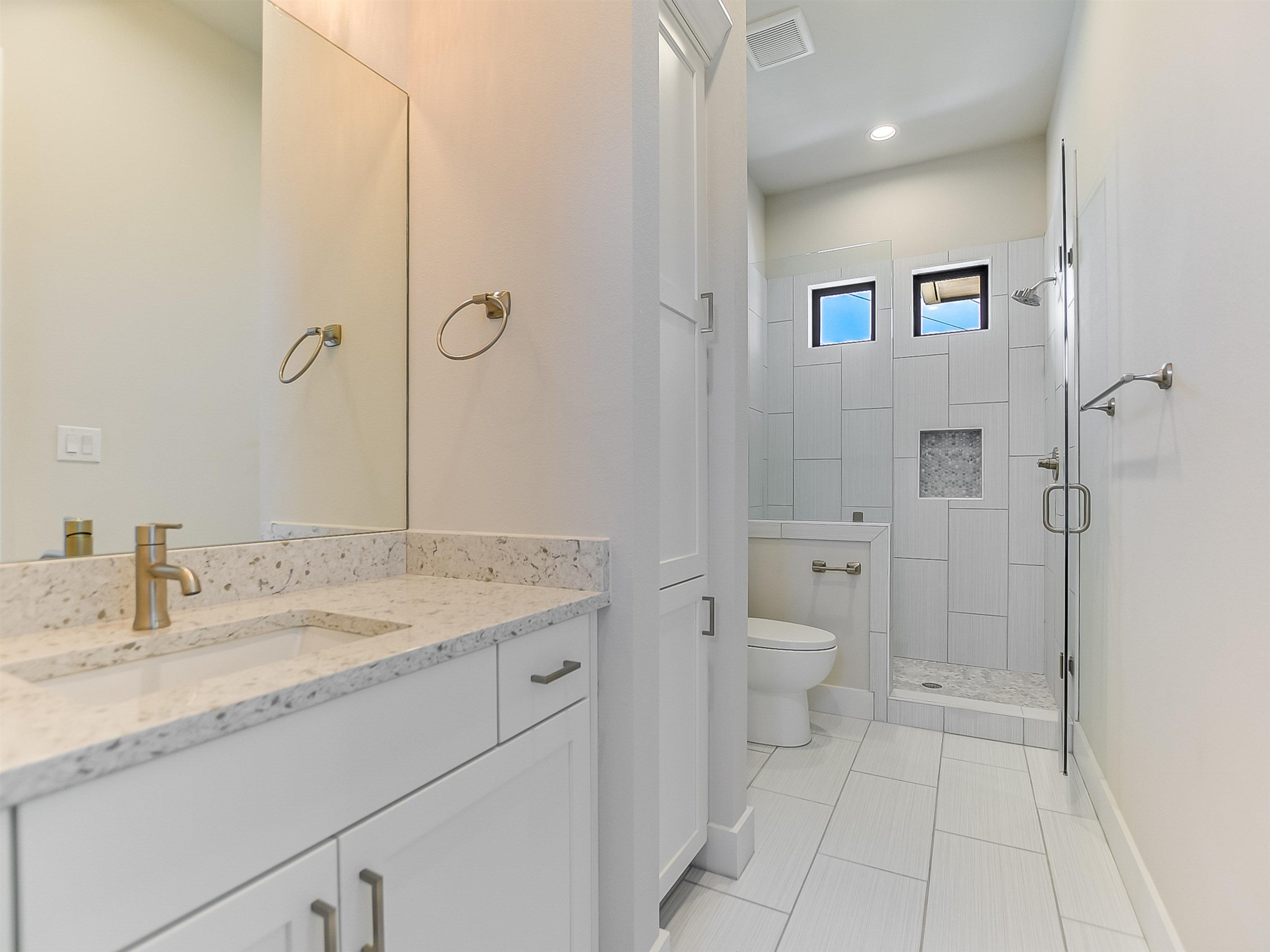 Horseshoe Bay, Texas, 78657, United States, 4 Bedrooms Bedrooms, ,5 BathroomsBathrooms,Residential,Active,1919416