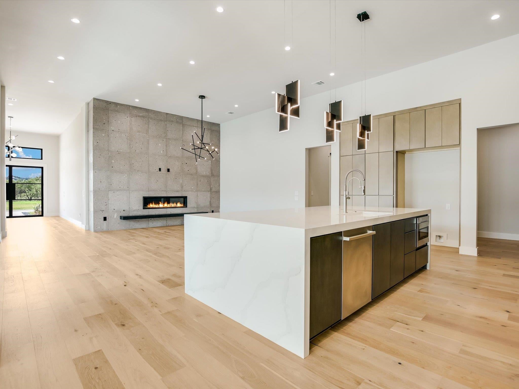 Horseshoe Bay, Texas, 78657, United States, 3 Bedrooms Bedrooms, ,5 BathroomsBathrooms,Residential,Active,1951796