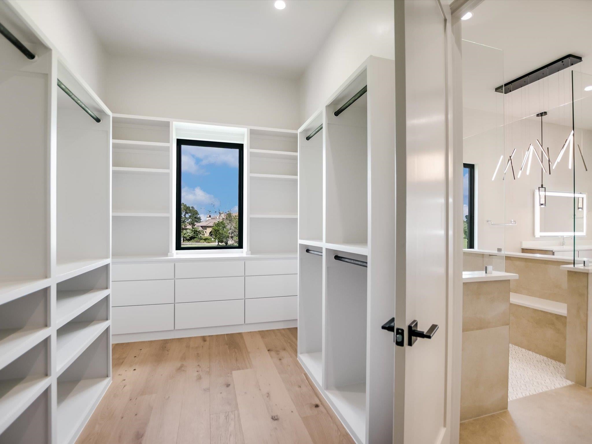 Horseshoe Bay, Texas, 78657, United States, 3 Bedrooms Bedrooms, ,5 BathroomsBathrooms,Residential,Active,1951796