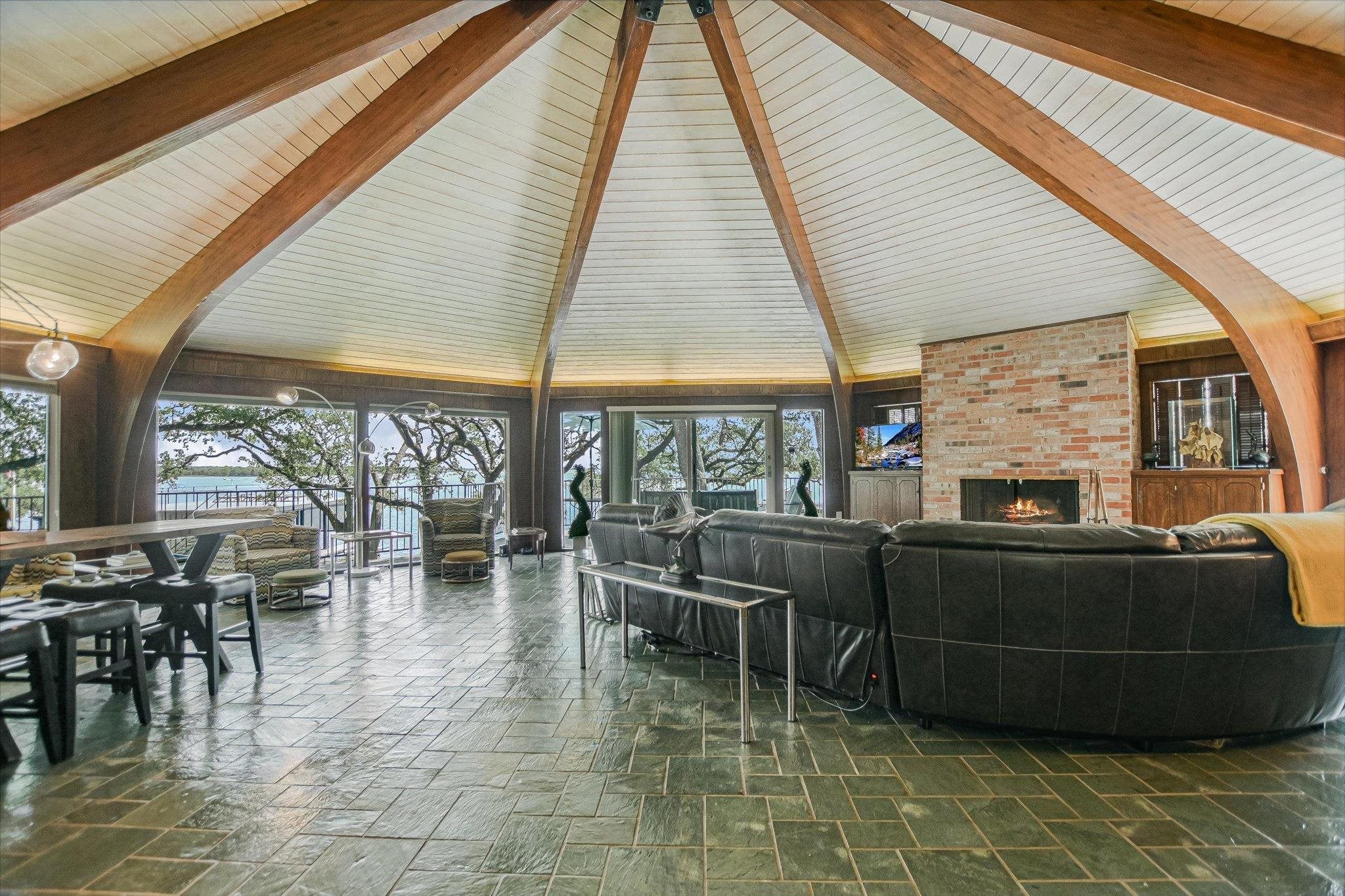 Horseshoe Bay, Texas, 78657, United States, 4 Bedrooms Bedrooms, ,4 BathroomsBathrooms,Residential,Active,1942381