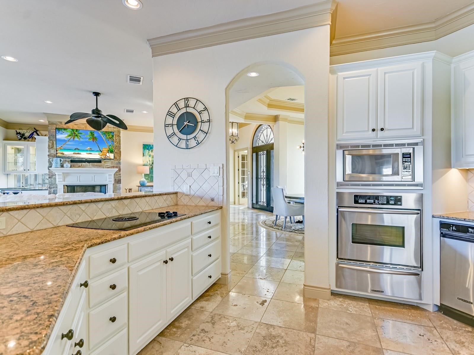 Horseshoe Bay, Texas, 78657, United States, 4 Bedrooms Bedrooms, ,5 BathroomsBathrooms,Residential,Active,1823986