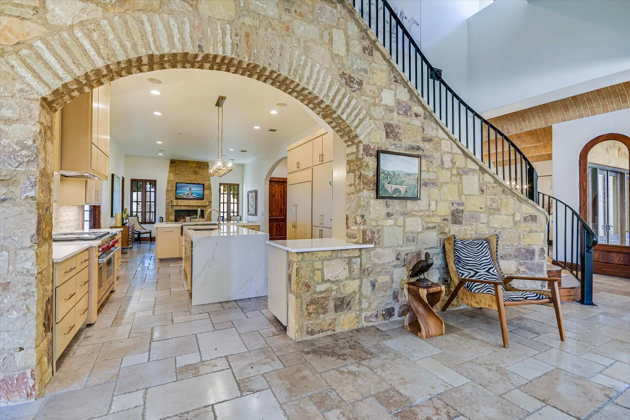 Horseshoe Bay, Texas, 78657, United States, 5 Bedrooms Bedrooms, ,7 BathroomsBathrooms,Residential,Active,1988425