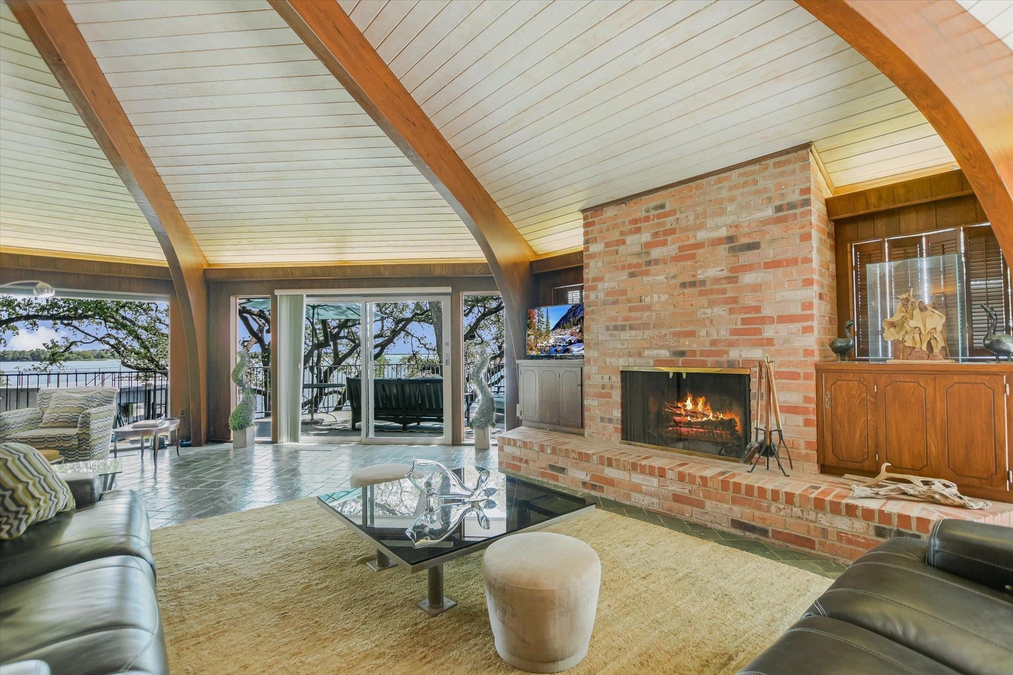 Horseshoe Bay, Texas, 78657, United States, 4 Bedrooms Bedrooms, ,4 BathroomsBathrooms,Residential,Active,1942381