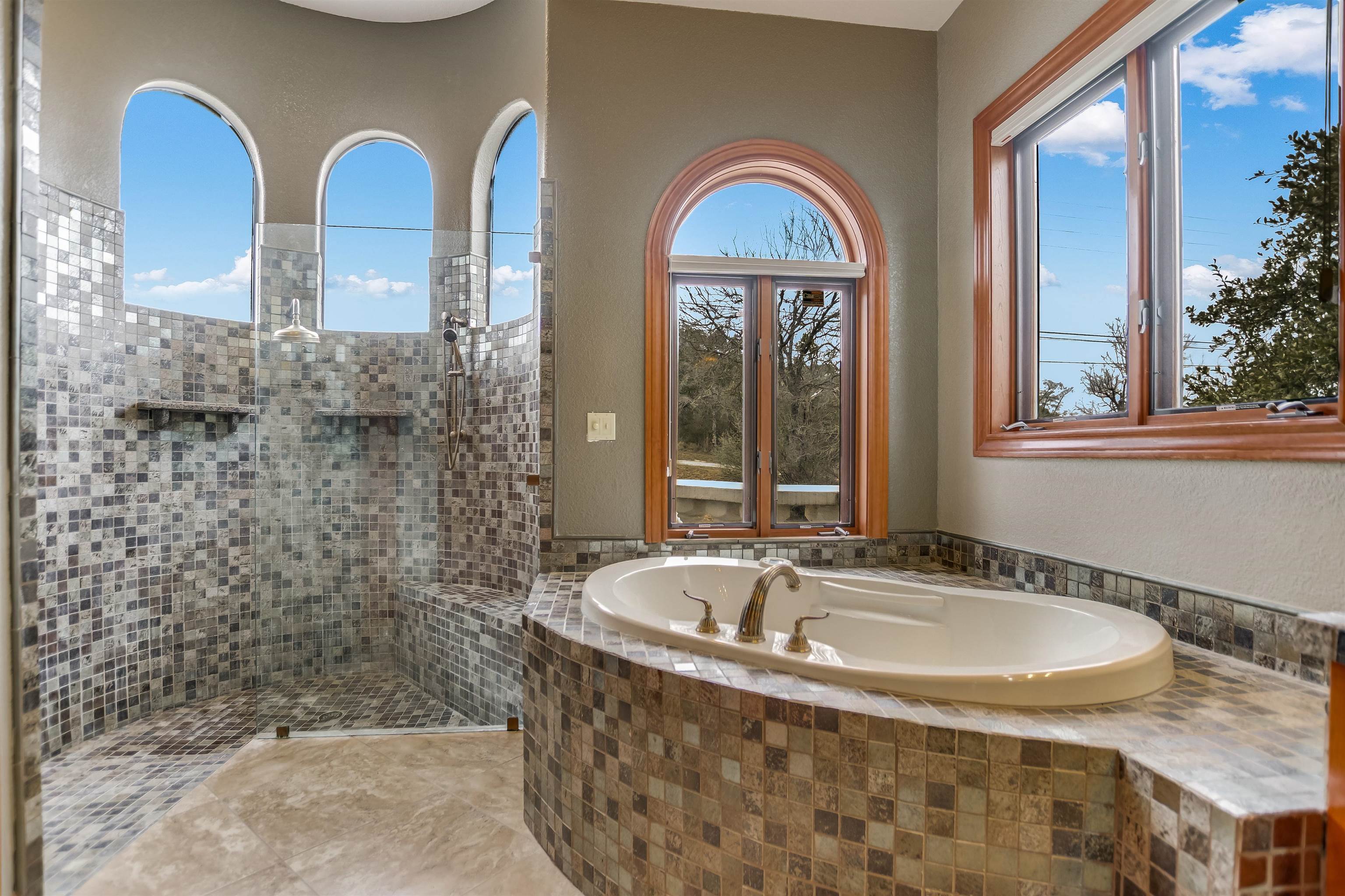 Horseshoe Bay, Texas, 78657, United States, 3 Bedrooms Bedrooms, ,6 BathroomsBathrooms,Residential,Active,2013175