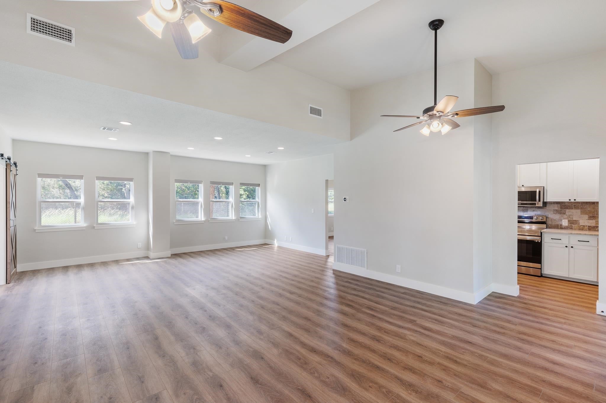 Georgetown, Texas, 78628, United States, 8 Bedrooms Bedrooms, ,8 BathroomsBathrooms,Residential,Active,1849530