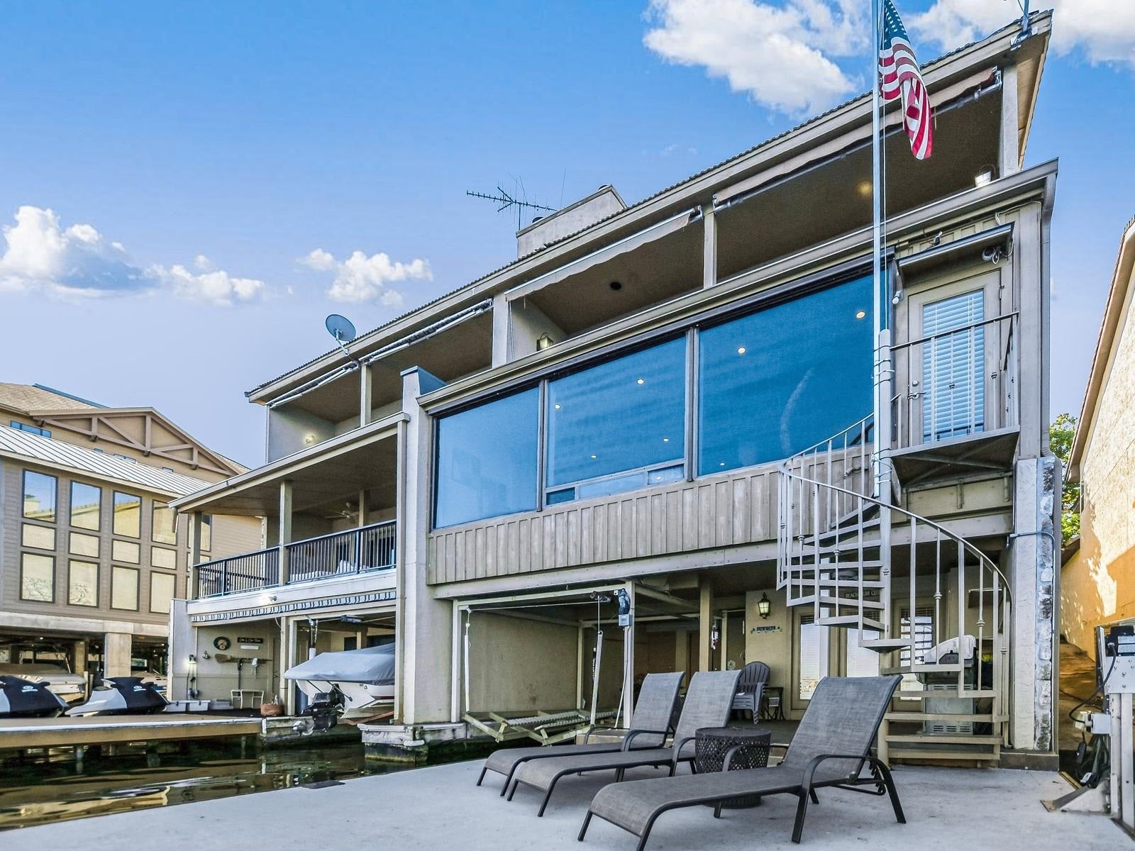 Horseshoe Bay, Texas, 78657, United States, 4 Bedrooms Bedrooms, ,5 BathroomsBathrooms,Residential,Active,1909106