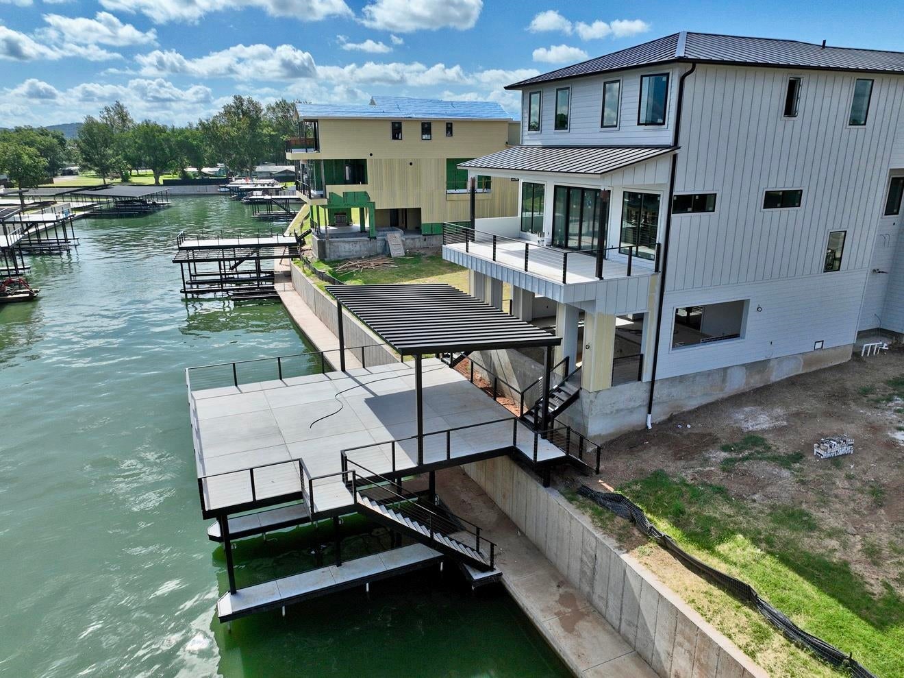 Kingsland, Texas, 78639, United States, 5 Bedrooms Bedrooms, ,6 BathroomsBathrooms,Residential,Active,2008750