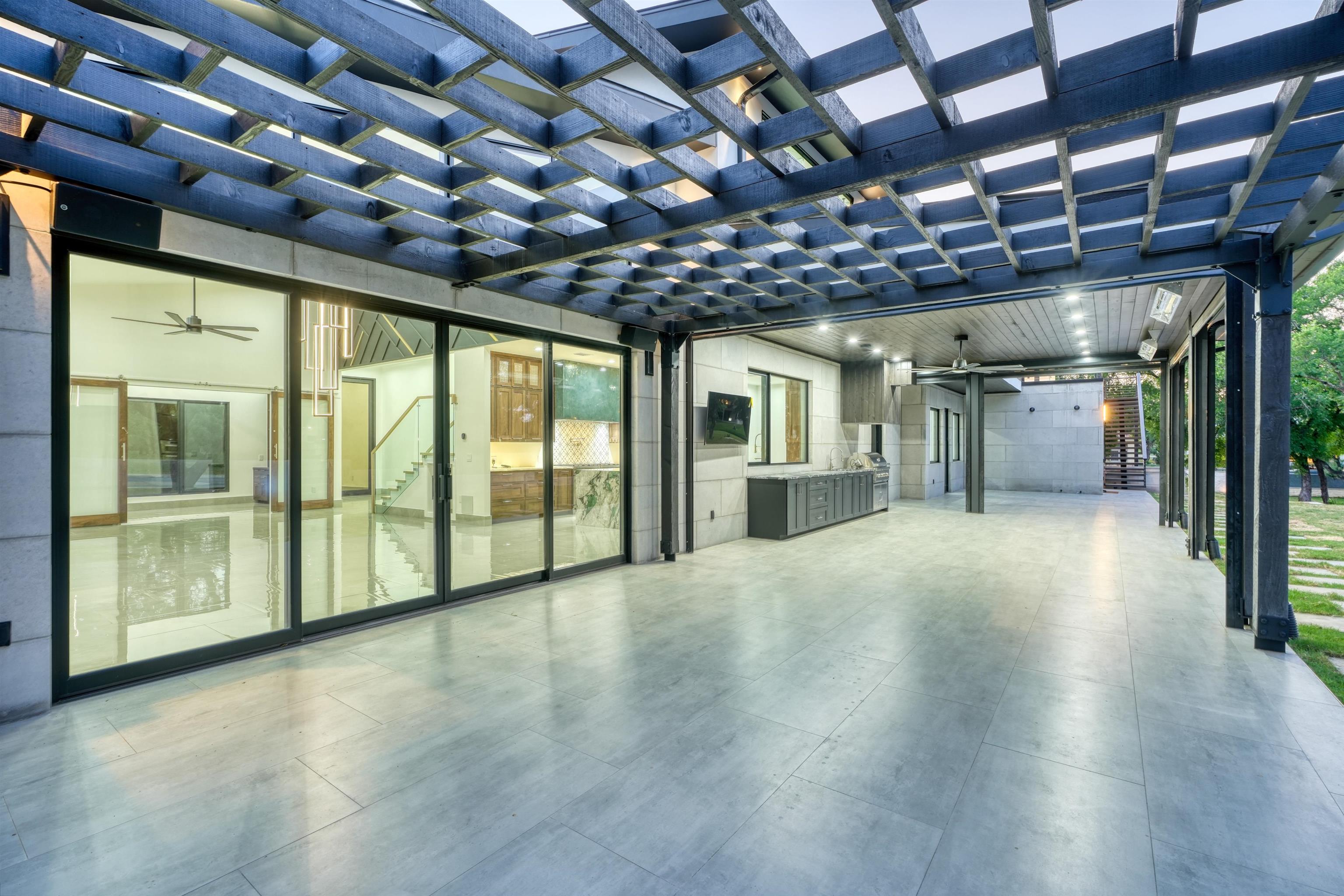 Horseshoe Bay, Texas, 78657, United States, 5 Bedrooms Bedrooms, ,6 BathroomsBathrooms,Residential,Active,1888975