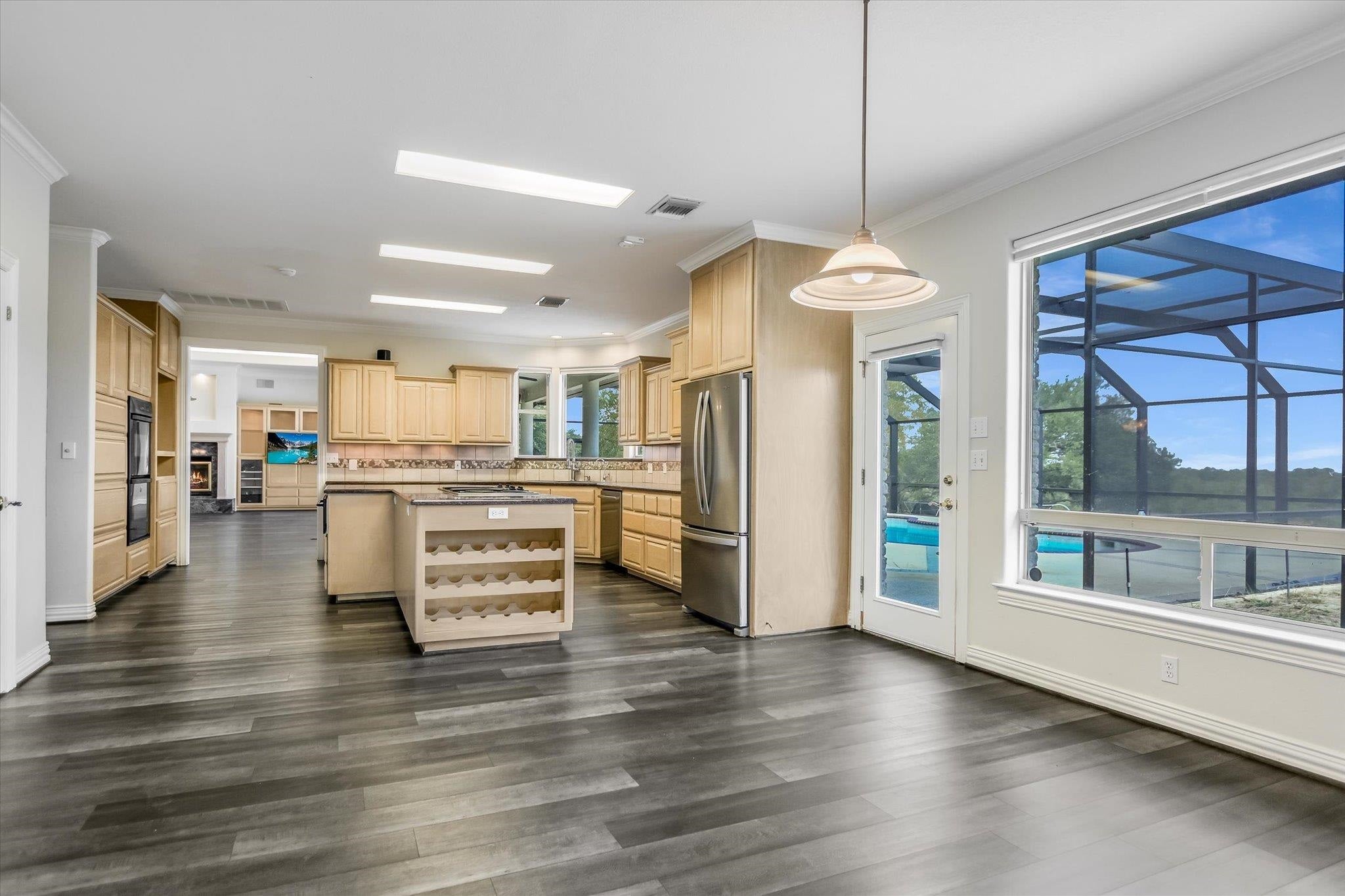 Horseshoe Bay, Texas, 78657, United States, 14 Bedrooms Bedrooms, ,11 BathroomsBathrooms,Residential,Active,1992282