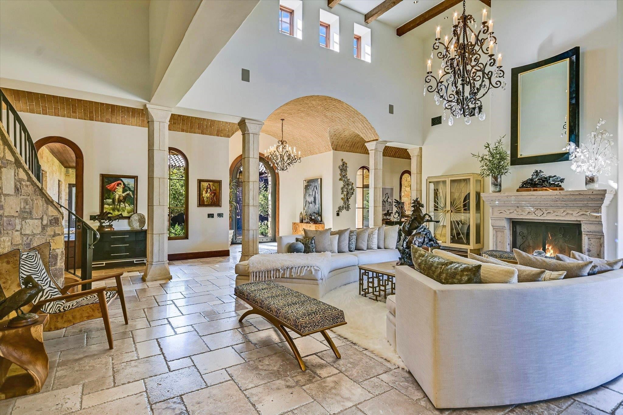 Horseshoe Bay, Texas, 78657, United States, 5 Bedrooms Bedrooms, ,7 BathroomsBathrooms,Residential,Active,1988425