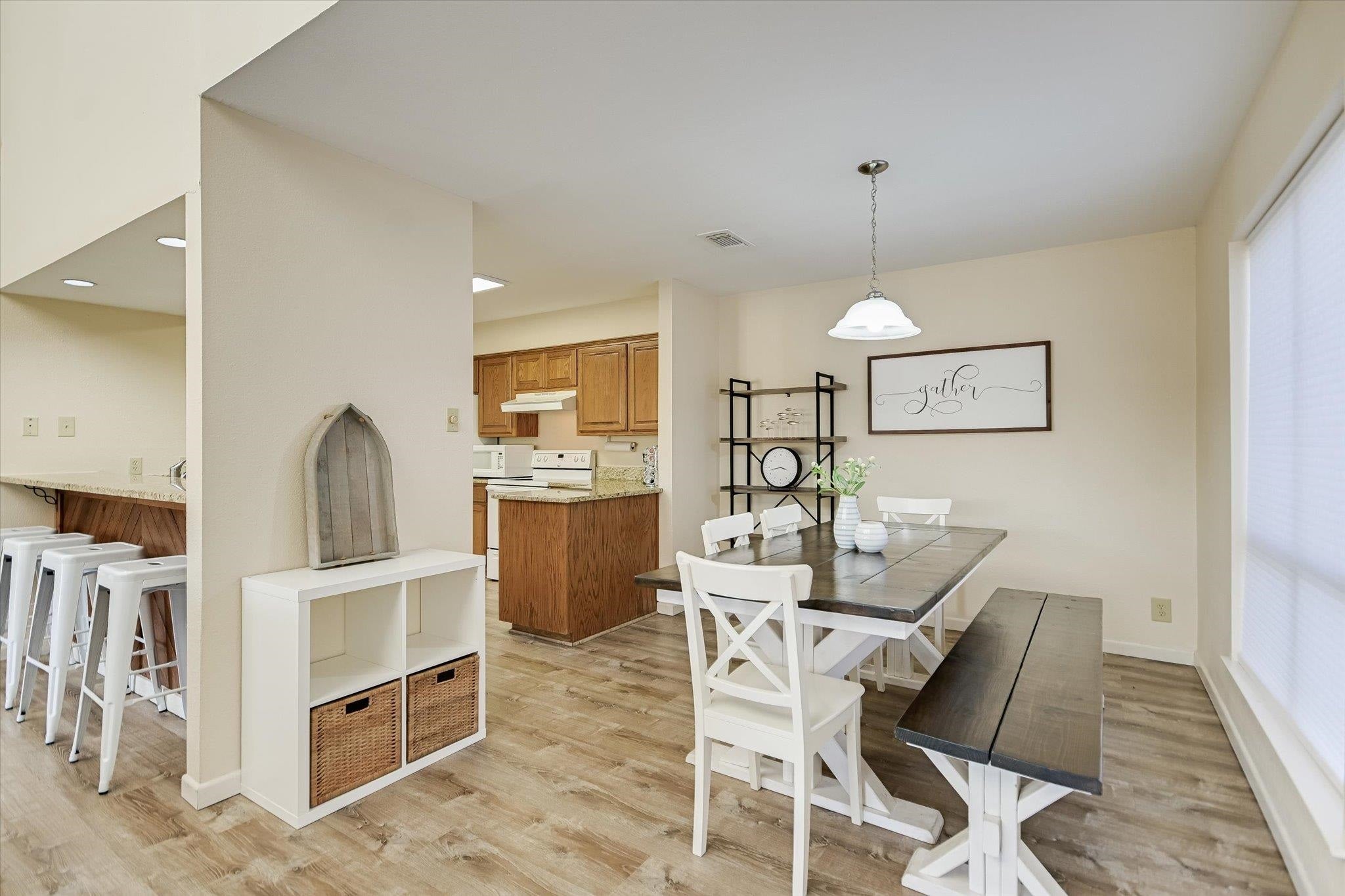 Horseshoe Bay, Texas, 78657, United States, 3 Bedrooms Bedrooms, ,3 BathroomsBathrooms,Residential,Active,2007218