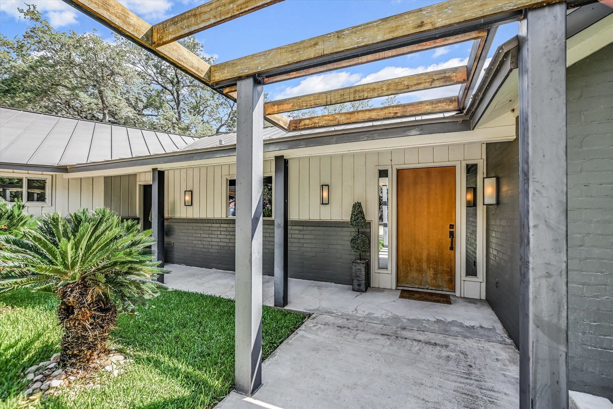 Horseshoe Bay, Texas, 78657, United States, 4 Bedrooms Bedrooms, ,4 BathroomsBathrooms,Residential,Active,1942381