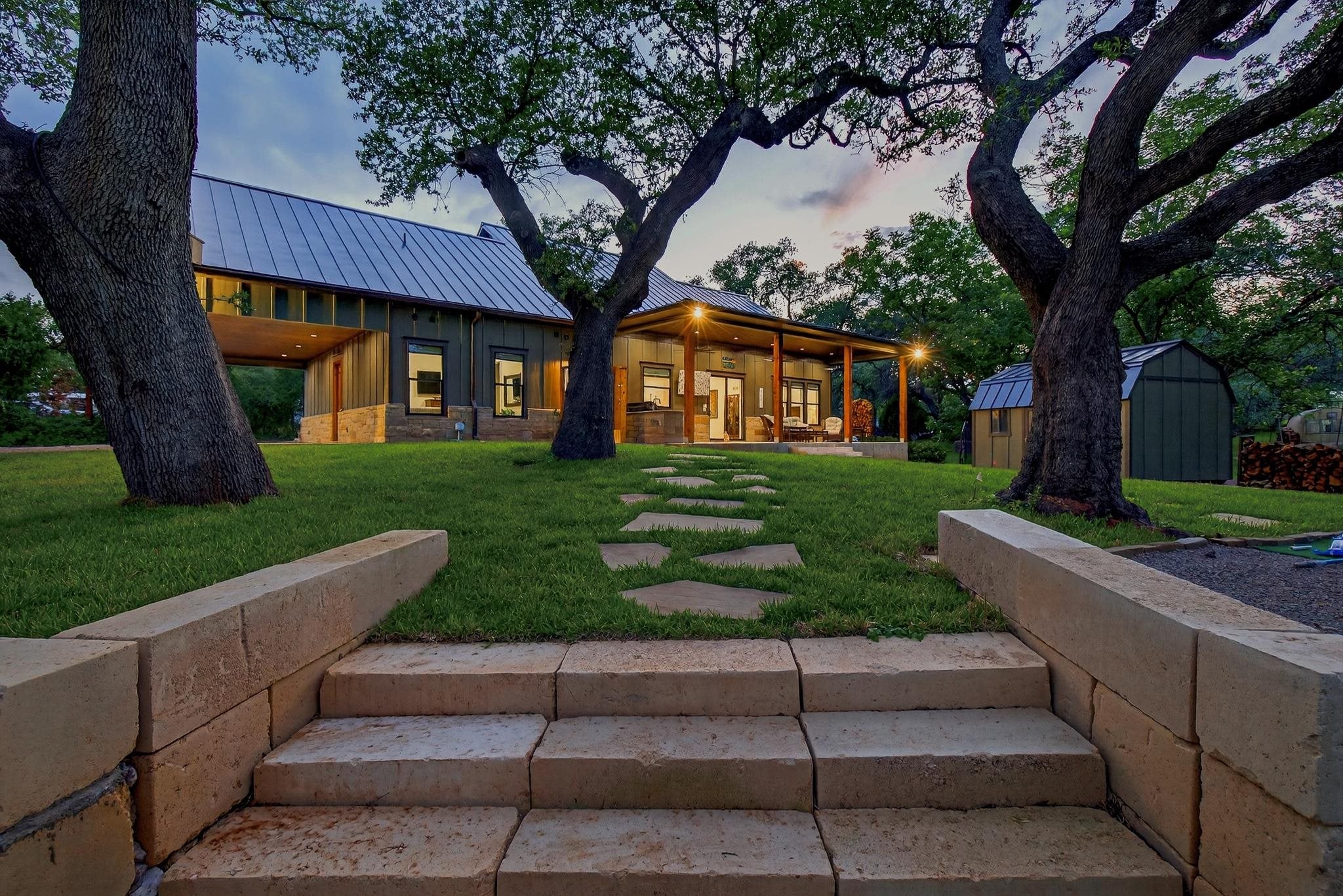 Kingsland, Texas, 78639, United States, 5 Bedrooms Bedrooms, ,4 BathroomsBathrooms,Residential,Active,2007322