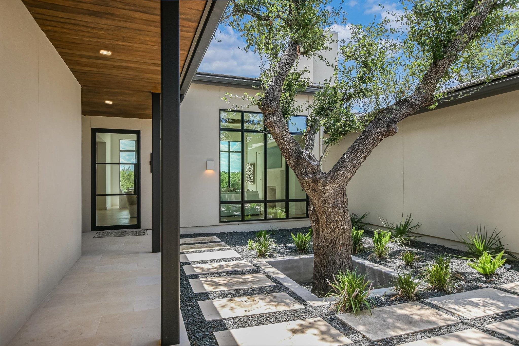 Horseshoe Bay, Texas, 78657, United States, 4 Bedrooms Bedrooms, ,5 BathroomsBathrooms,Residential,Active,1914578