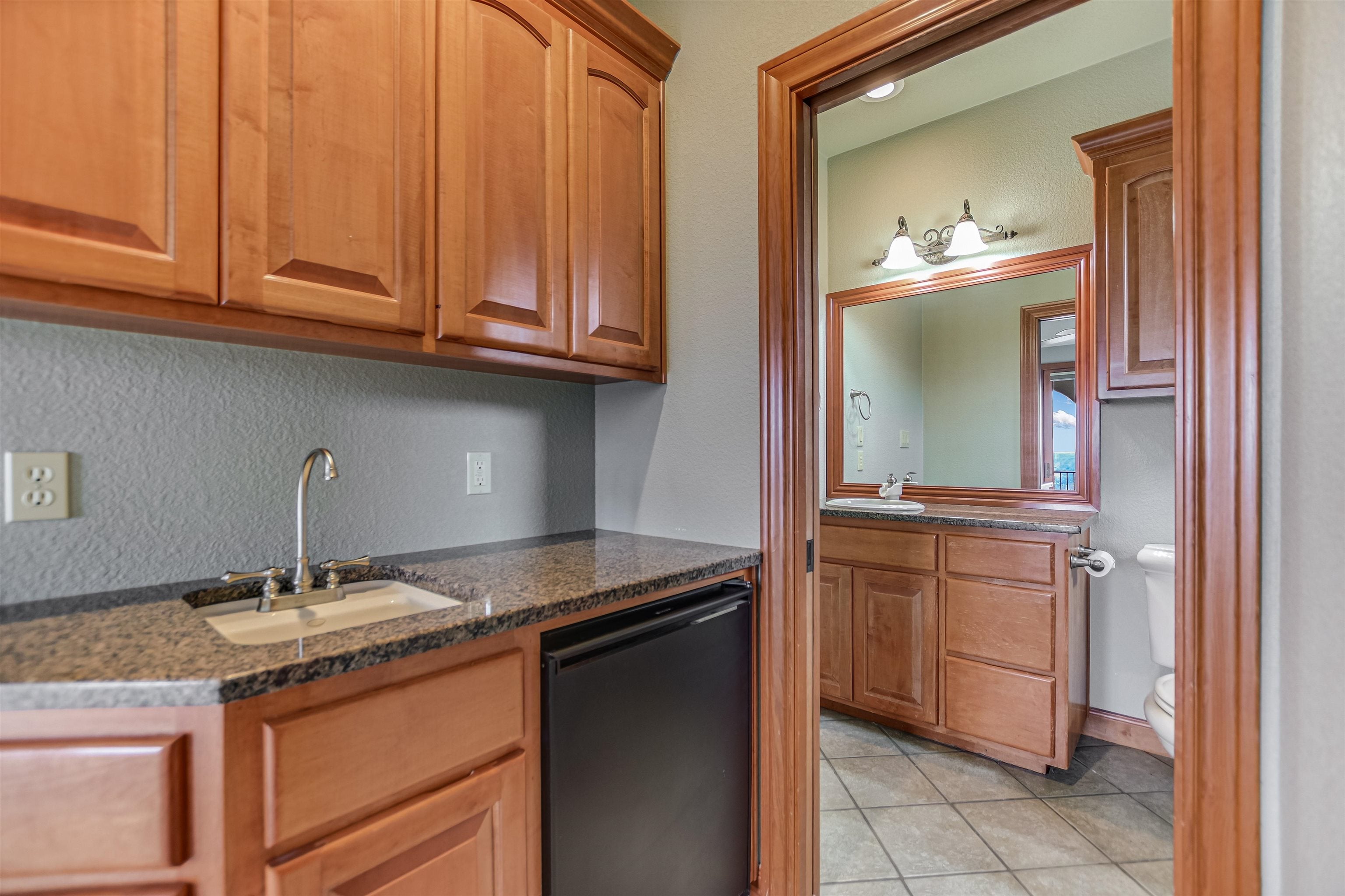 Horseshoe Bay, Texas, 78657, United States, 3 Bedrooms Bedrooms, ,6 BathroomsBathrooms,Residential,Active,2013175