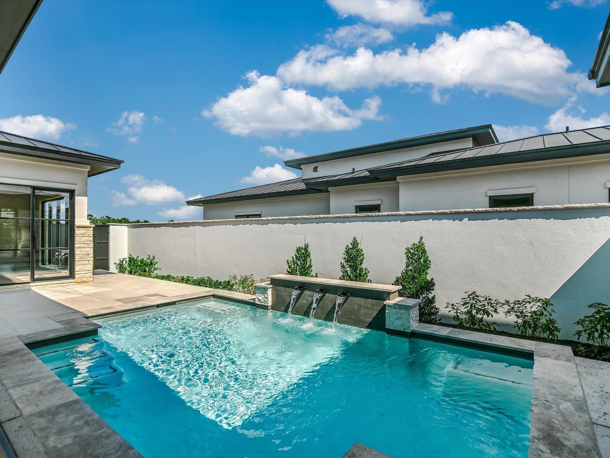 Horseshoe Bay, Texas, 78657, United States, 3 Bedrooms Bedrooms, ,5 BathroomsBathrooms,Residential,Active,1951796