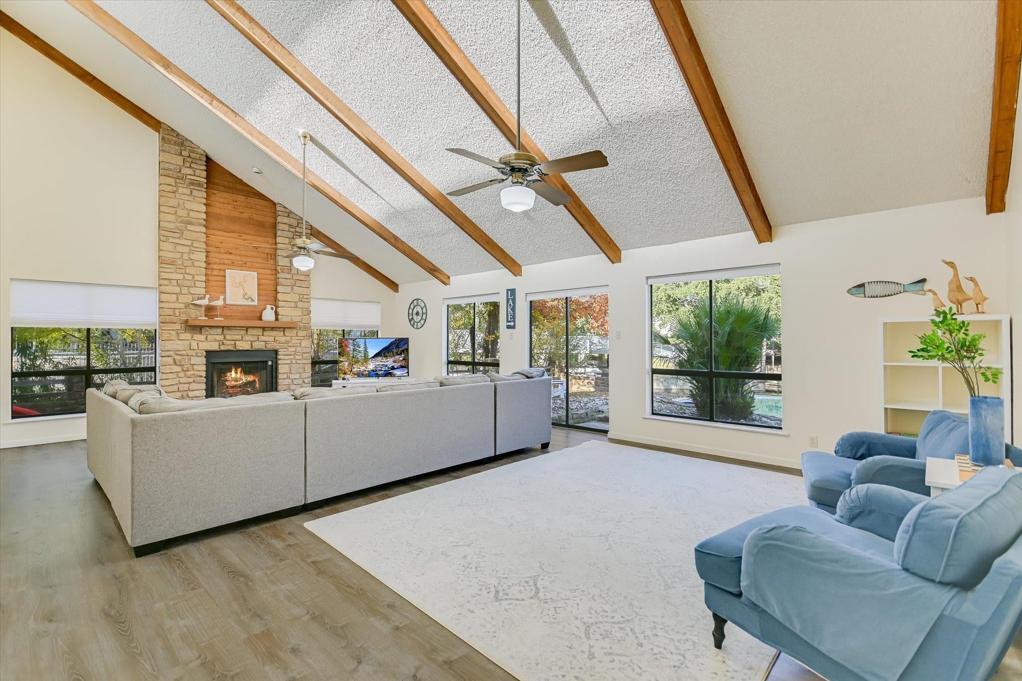 Horseshoe Bay, Texas, 78657, United States, 3 Bedrooms Bedrooms, ,3 BathroomsBathrooms,Residential,Active,2007218