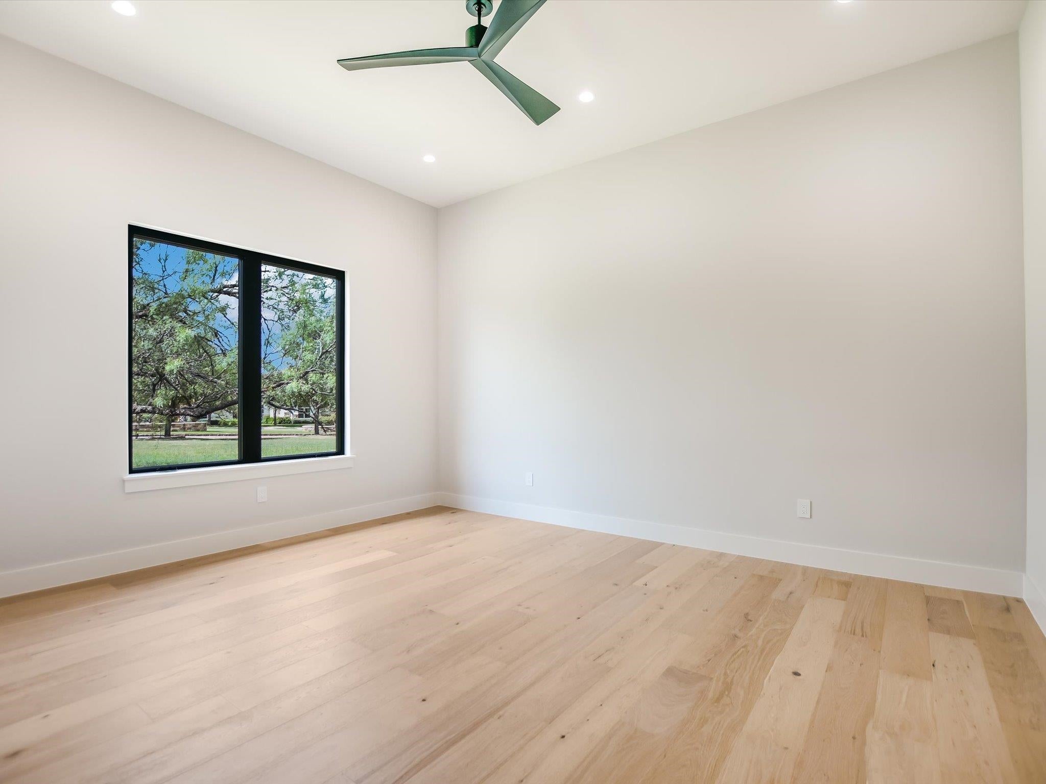 Horseshoe Bay, Texas, 78657, United States, 3 Bedrooms Bedrooms, ,5 BathroomsBathrooms,Residential,Active,1951796