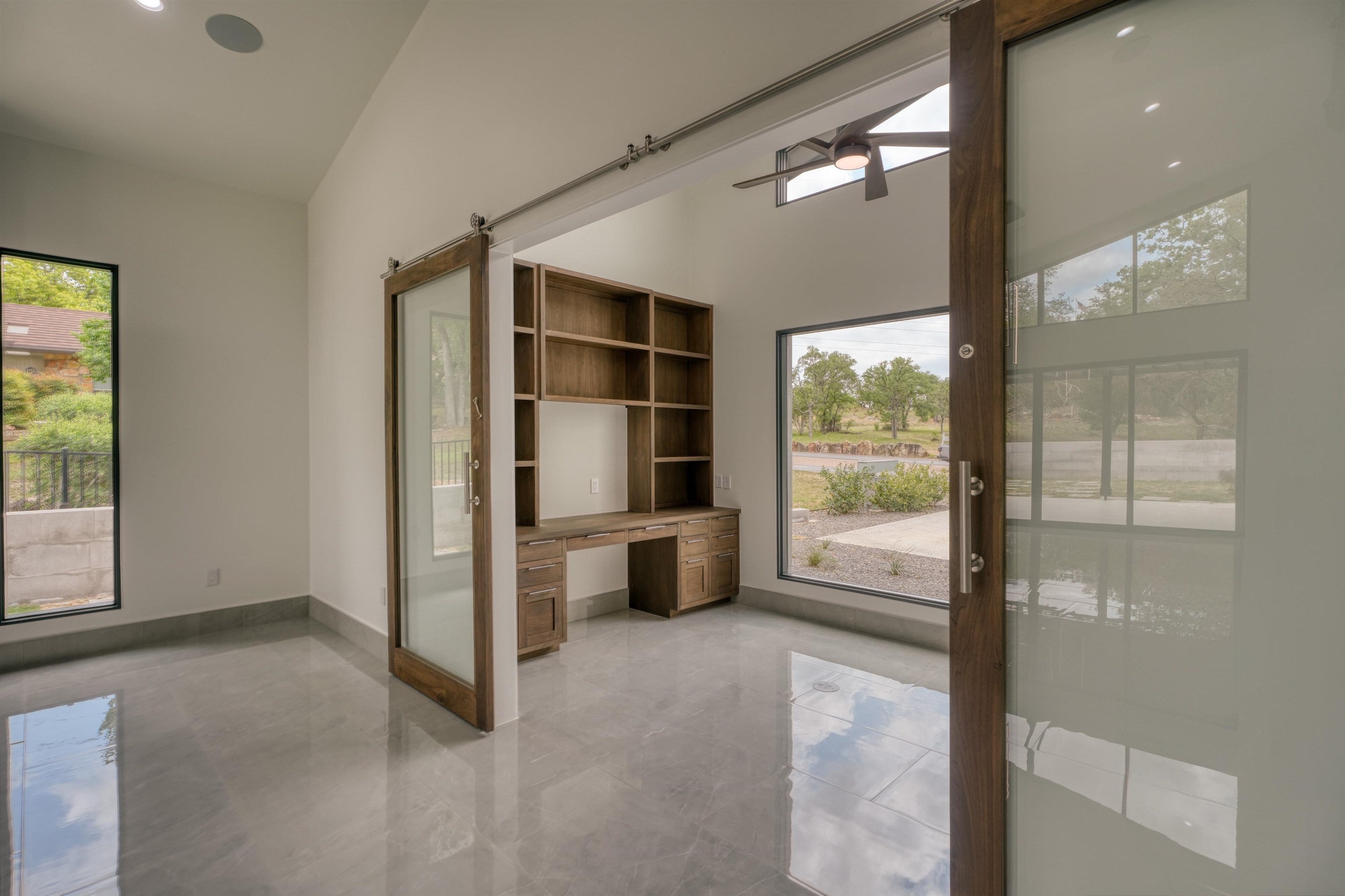 Horseshoe Bay, Texas, 78657, United States, 5 Bedrooms Bedrooms, ,6 BathroomsBathrooms,Residential,Active,1888975