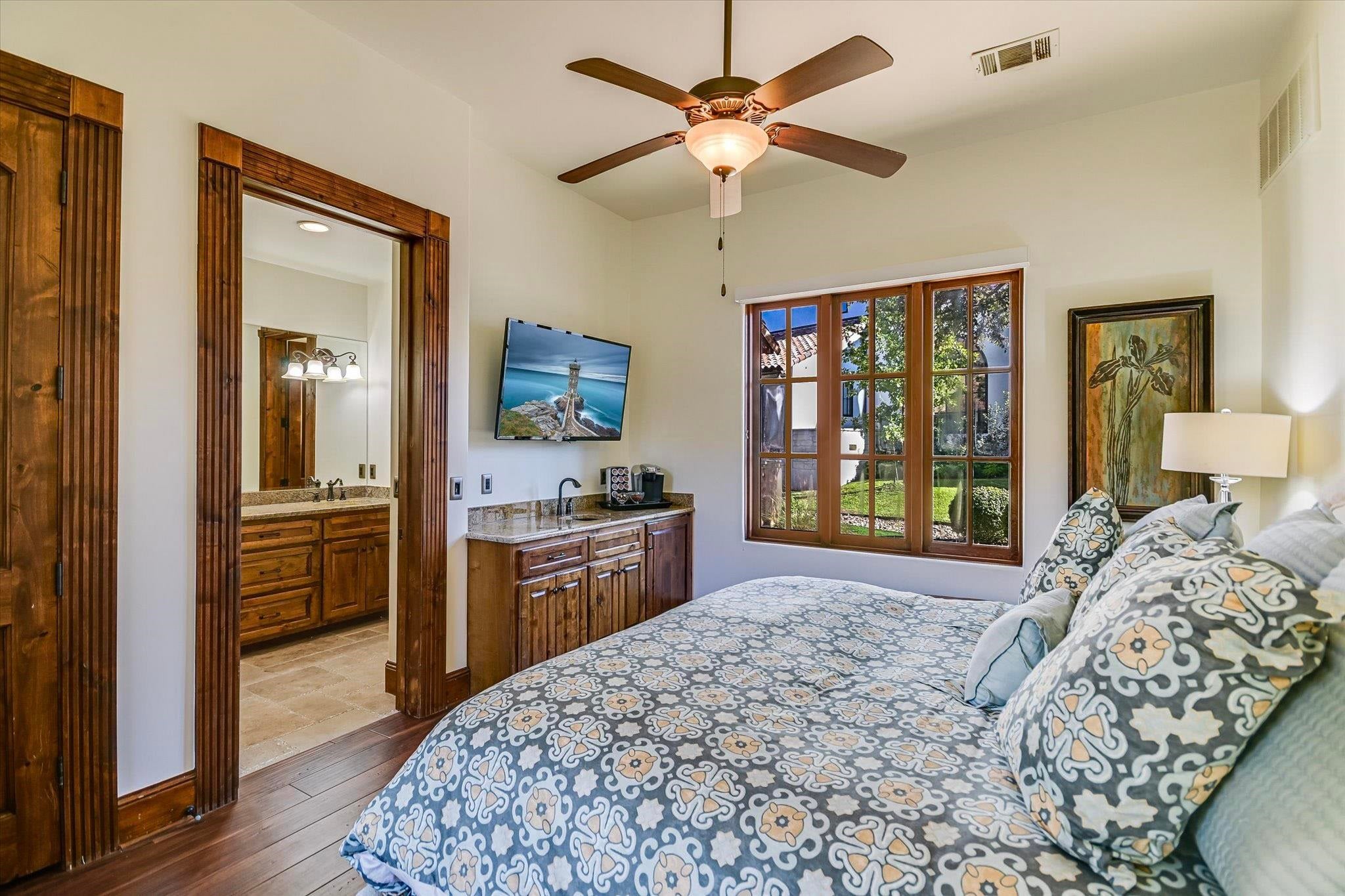 Horseshoe Bay, Texas, 78657, United States, 5 Bedrooms Bedrooms, ,7 BathroomsBathrooms,Residential,Active,1988425