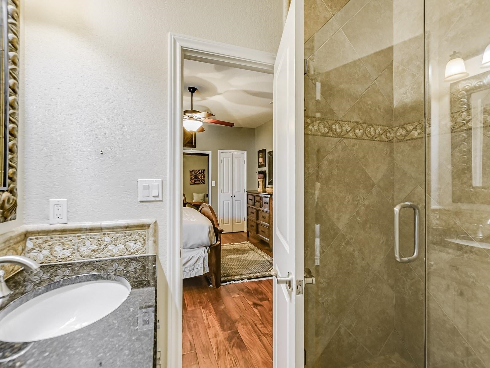 Horseshoe Bay, Texas, 78657, United States, 4 Bedrooms Bedrooms, ,5 BathroomsBathrooms,Residential,Active,1909106