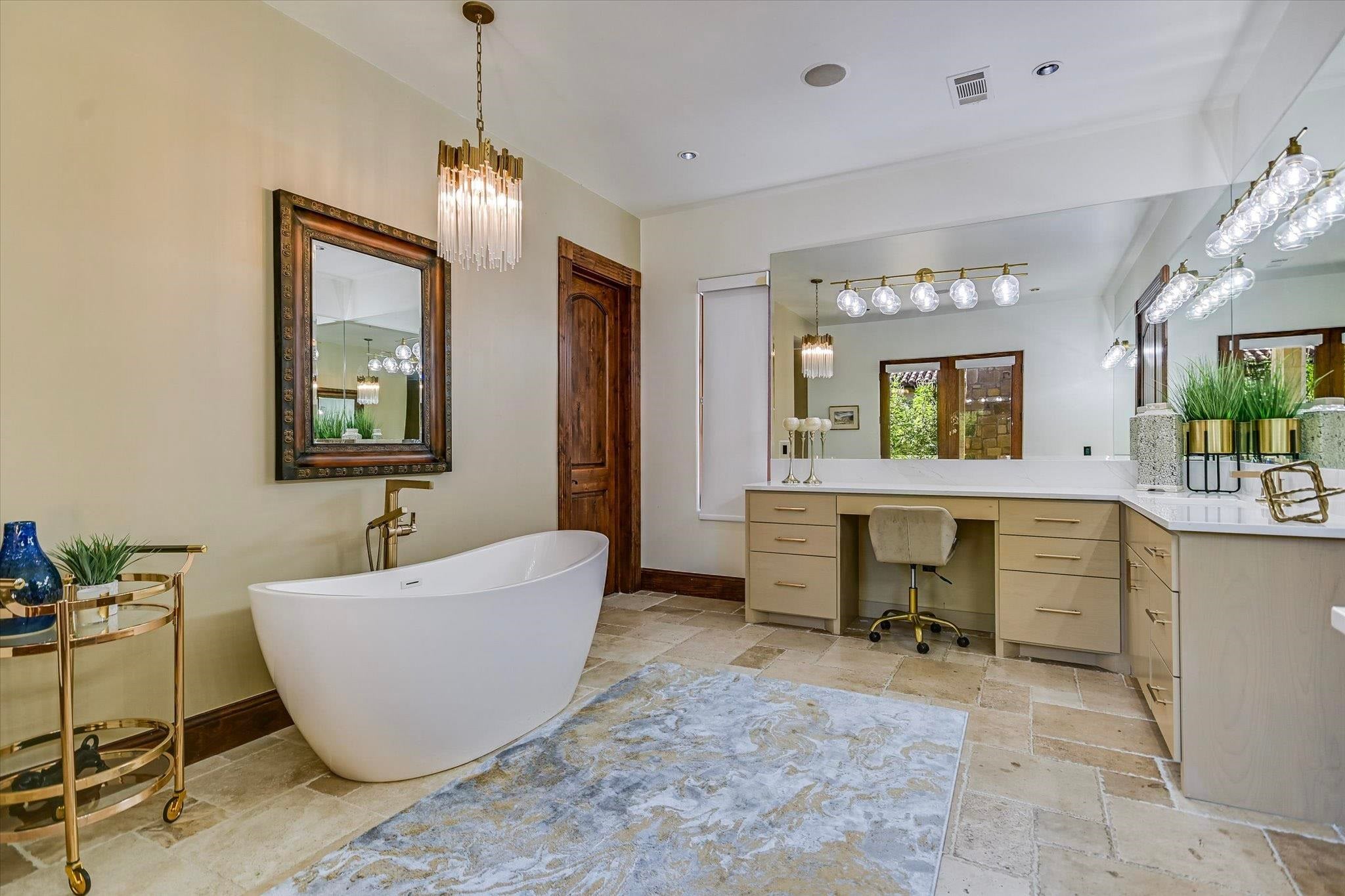 Horseshoe Bay, Texas, 78657, United States, 5 Bedrooms Bedrooms, ,7 BathroomsBathrooms,Residential,Active,1988425