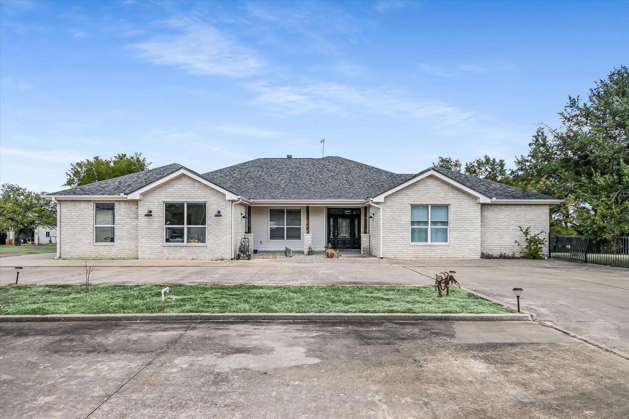 Horseshoe Bay, Texas, 78657, United States, 14 Bedrooms Bedrooms, ,11 BathroomsBathrooms,Residential,Active,1992282