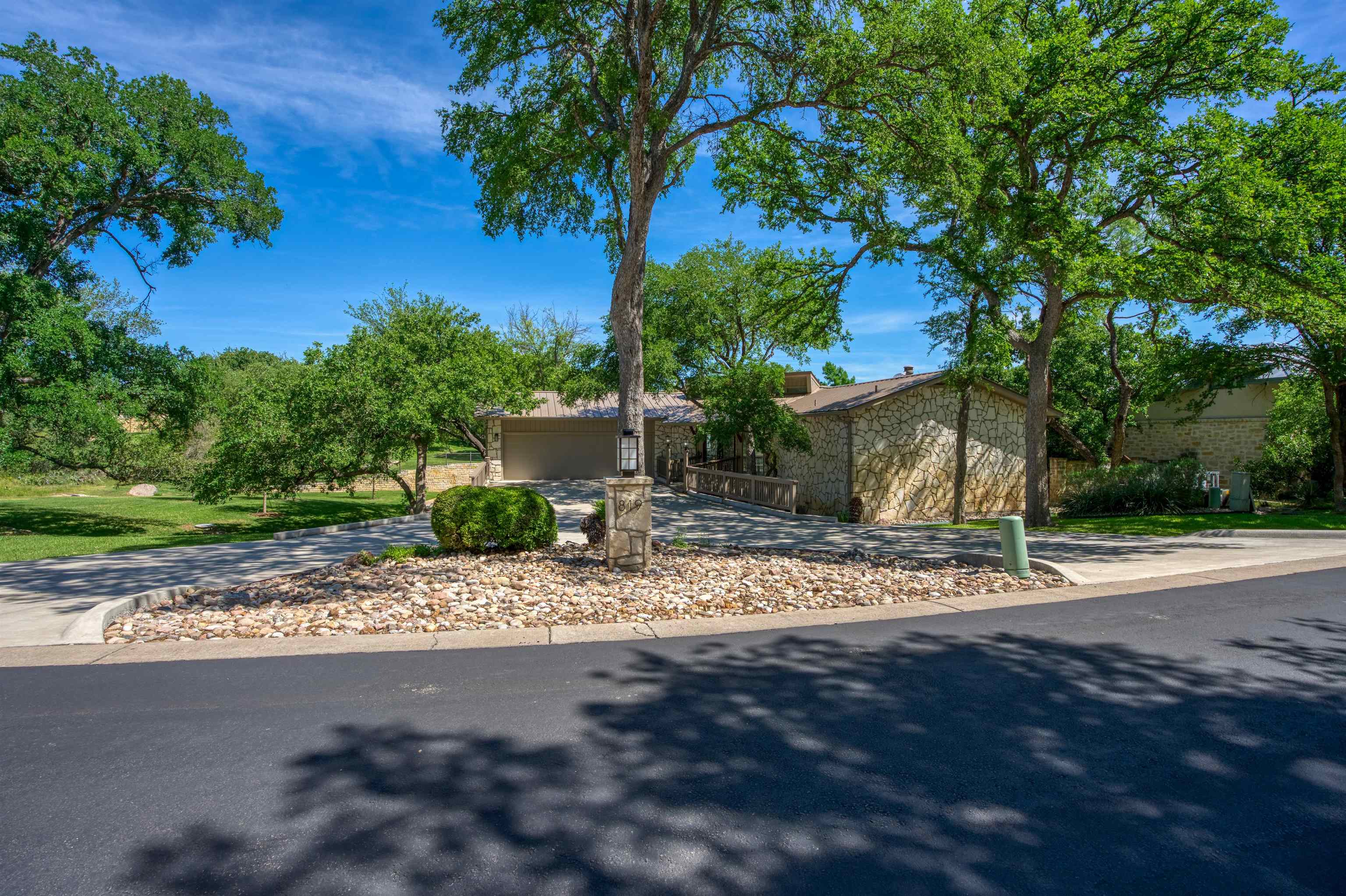 Horseshoe Bay, Texas, 78657, United States, ,5 BathroomsBathrooms,Residential,Active,1769459