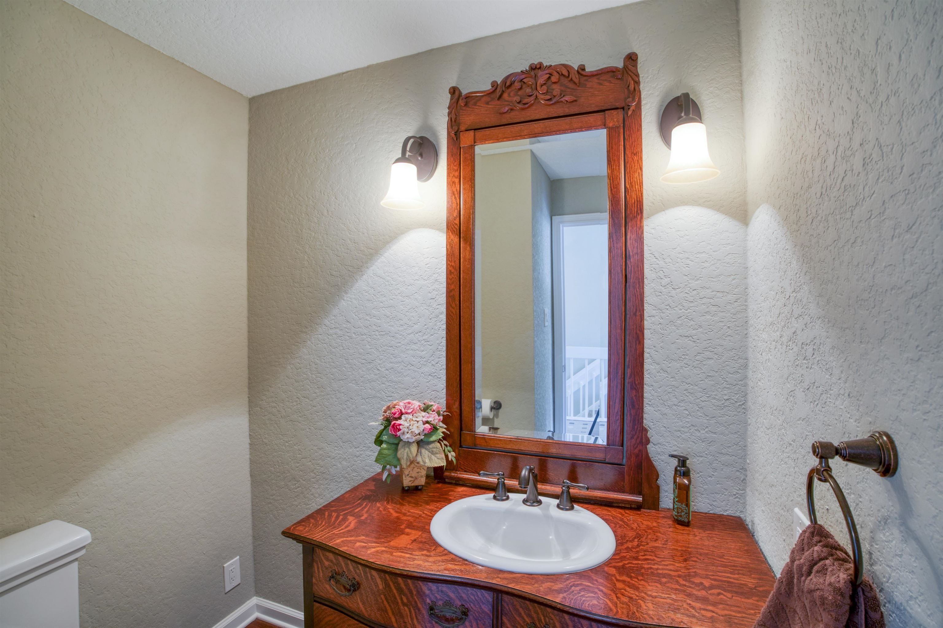 Horseshoe Bay, Texas, 78657, United States, ,5 BathroomsBathrooms,Residential,Active,1769459