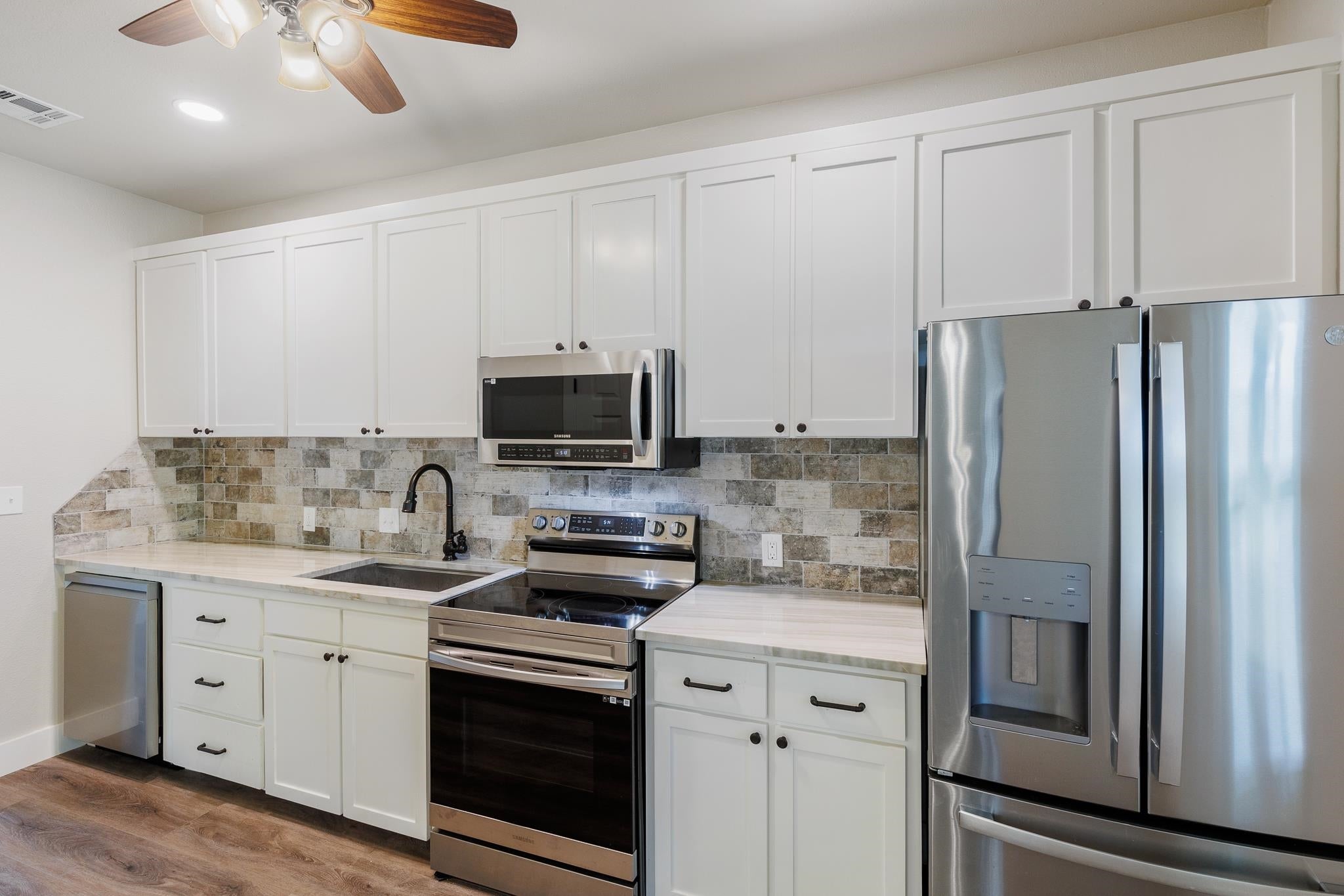 Georgetown, Texas, 78628, United States, 8 Bedrooms Bedrooms, ,8 BathroomsBathrooms,Residential,Active,1849530