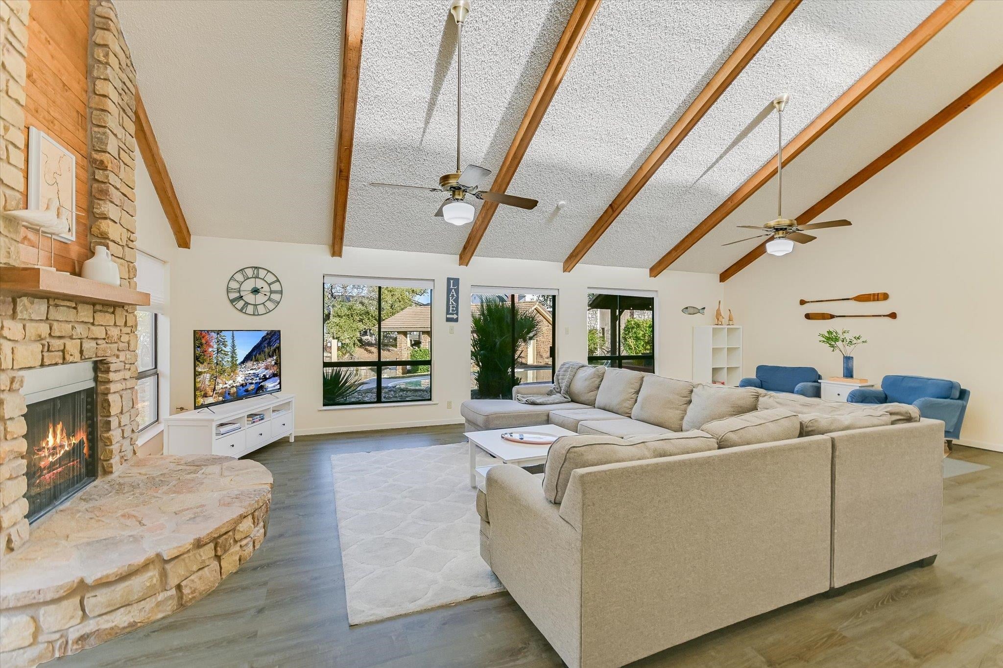 Horseshoe Bay, Texas, 78657, United States, 3 Bedrooms Bedrooms, ,3 BathroomsBathrooms,Residential,Active,2007218