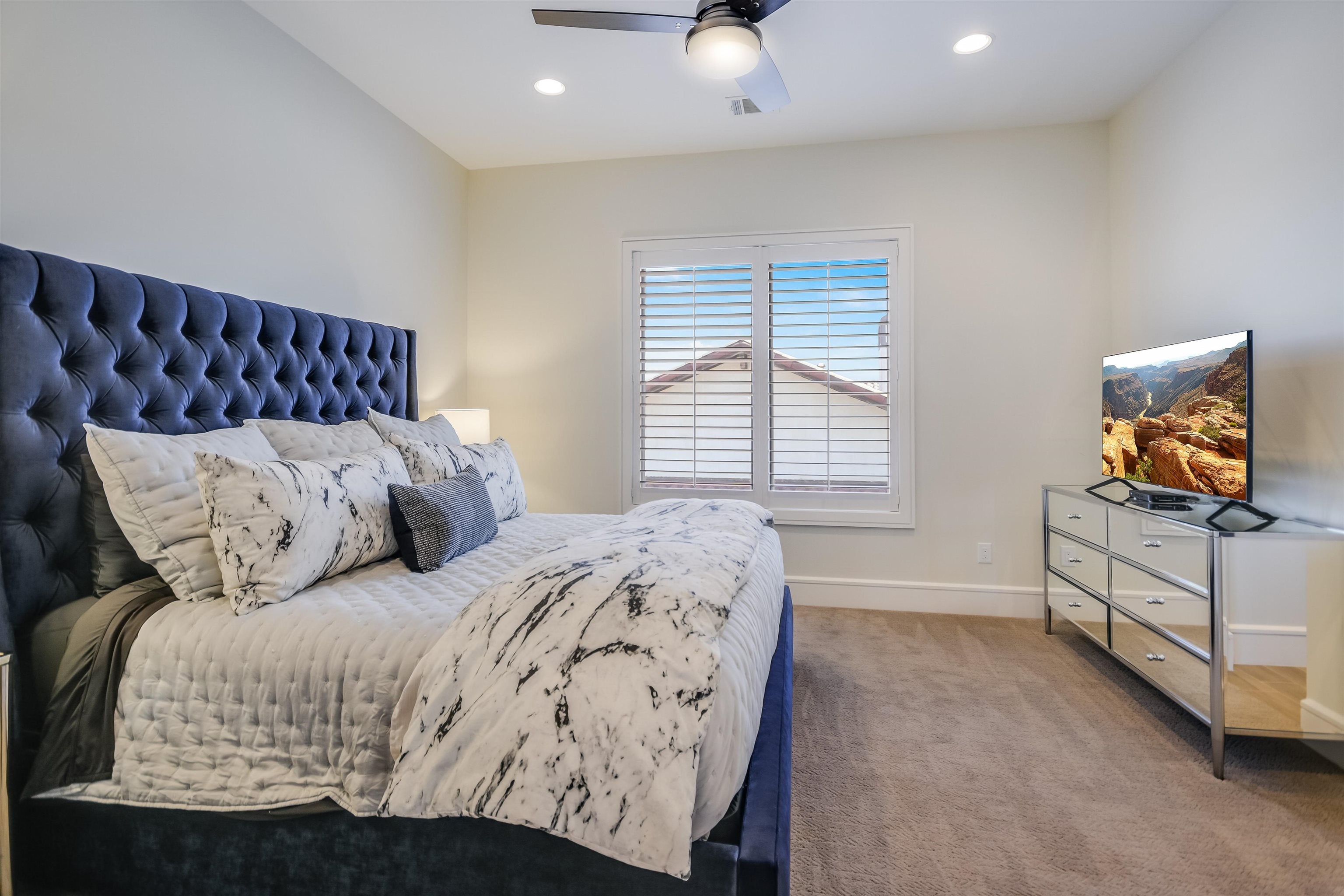 Horseshoe Bay, Texas, 78657, United States, 6 Bedrooms Bedrooms, ,7 BathroomsBathrooms,Residential,Active,1903228