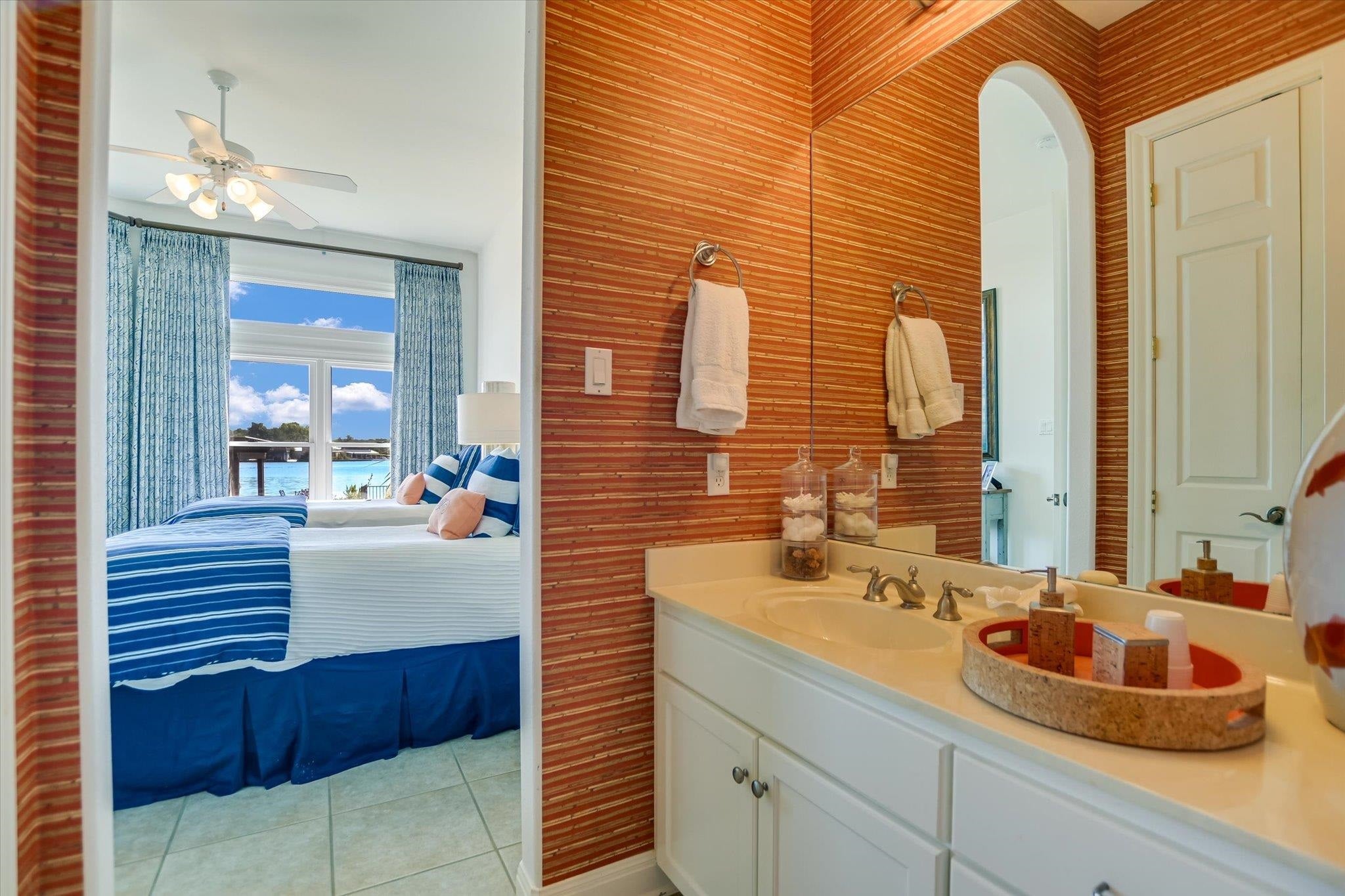 Horseshoe Bay, Texas, 78657, United States, 3 Bedrooms Bedrooms, ,4 BathroomsBathrooms,Residential,Active,1963421